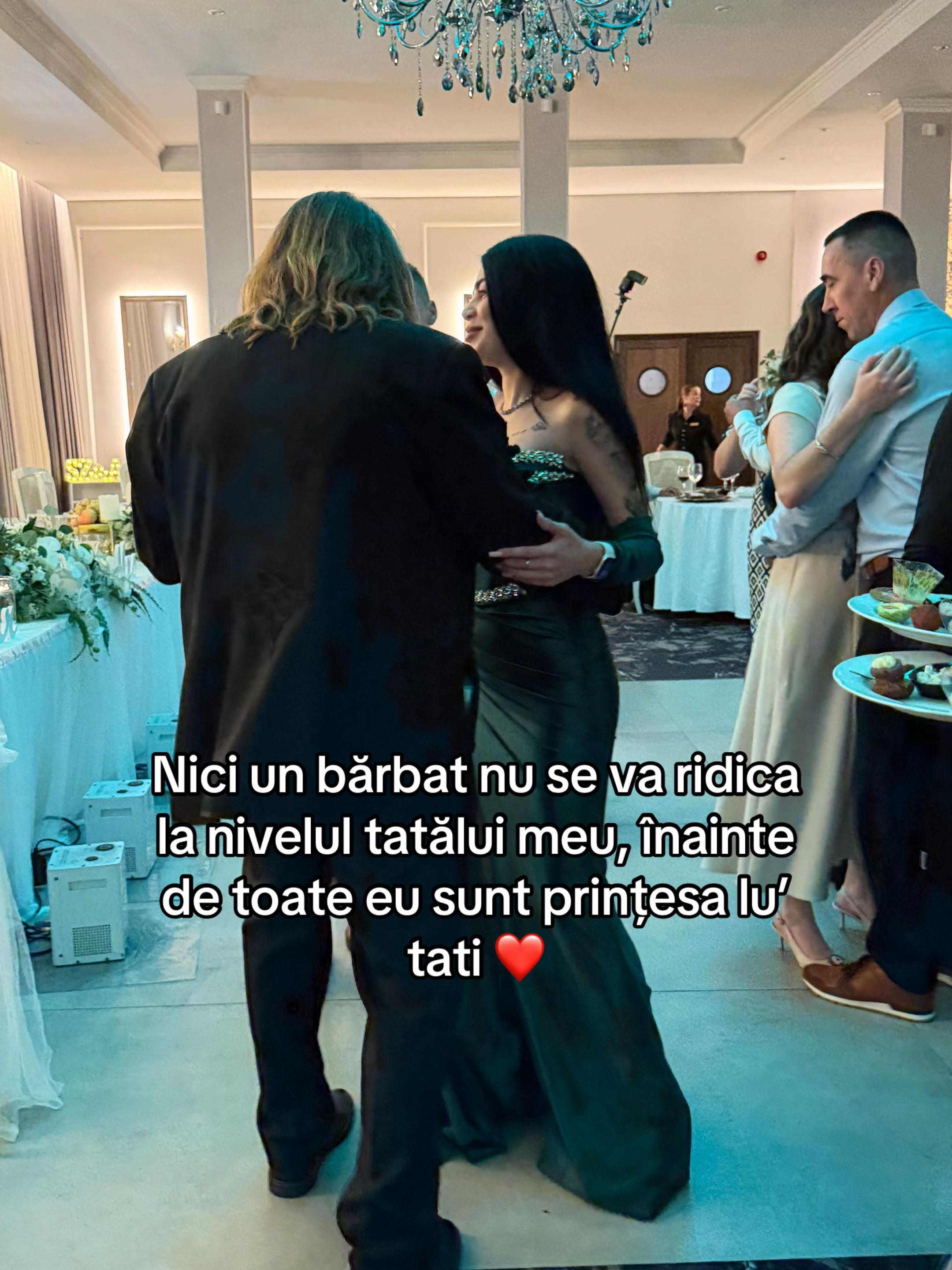 @Julia👸🏻