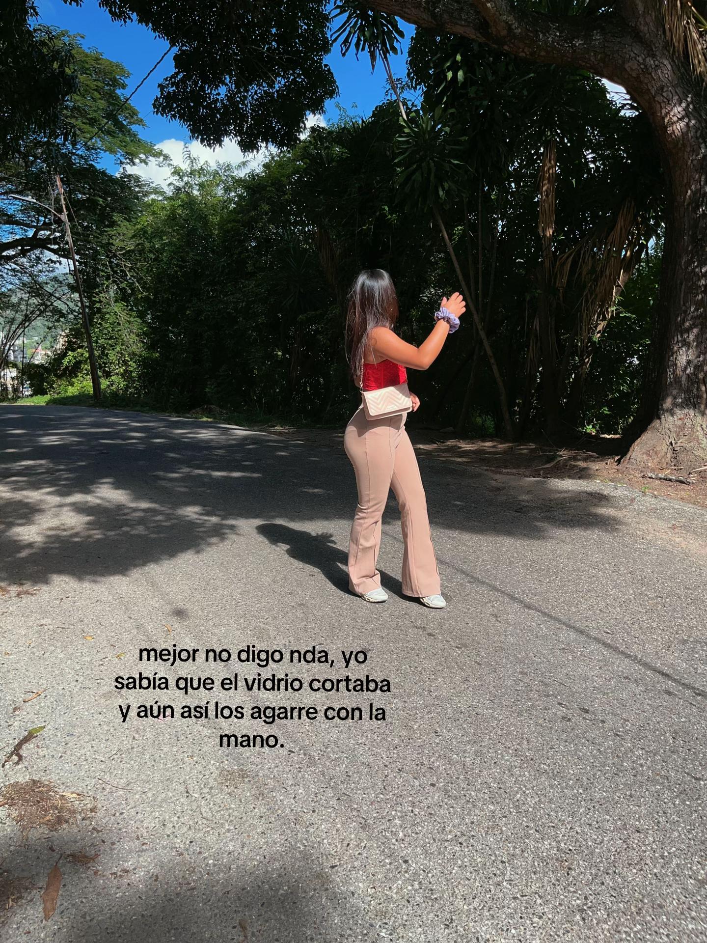 @🪬