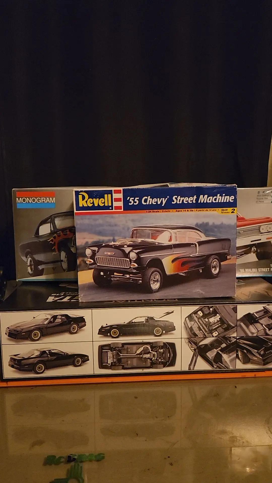 @chriscustoms
