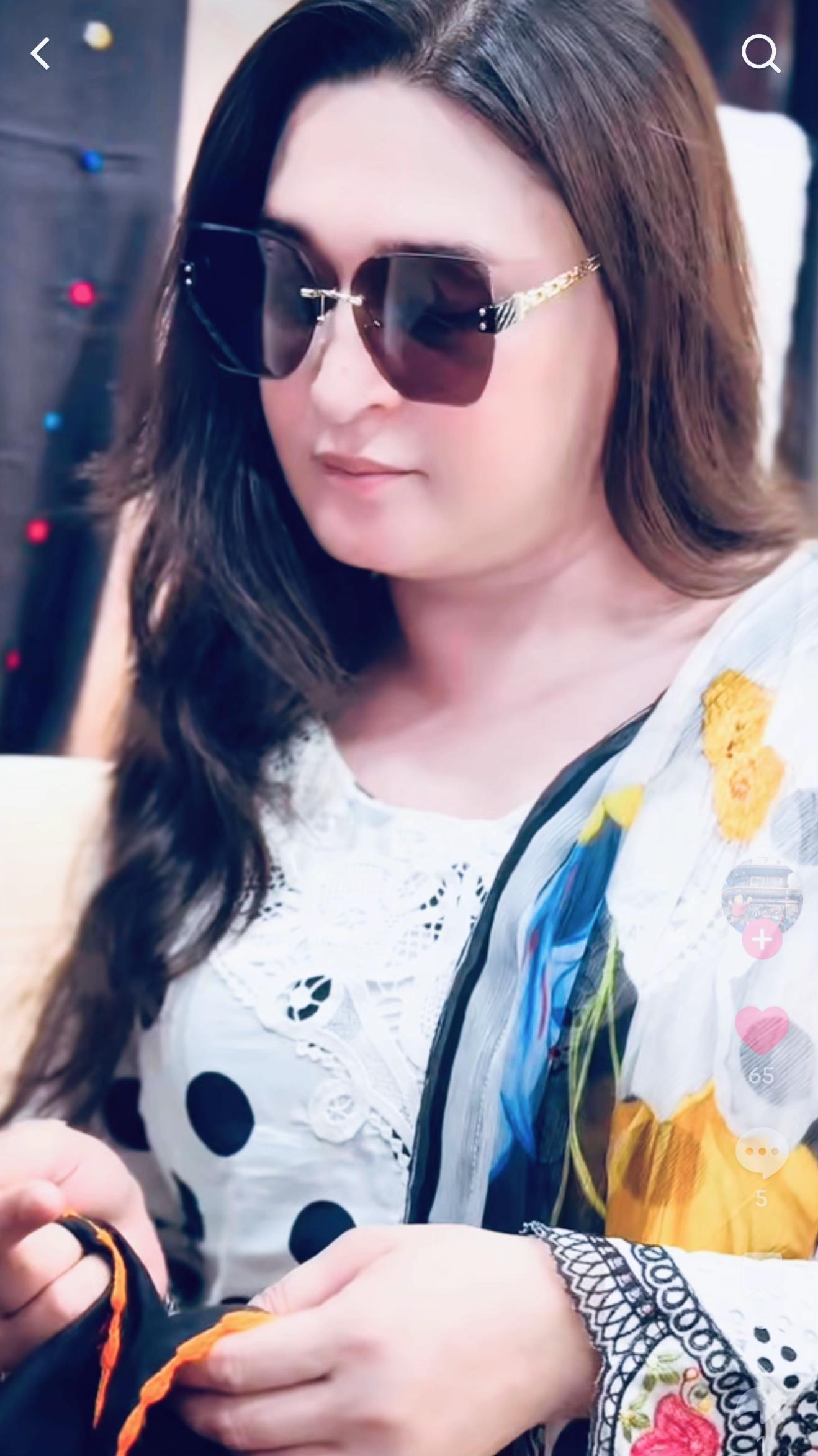@Miss Mardan