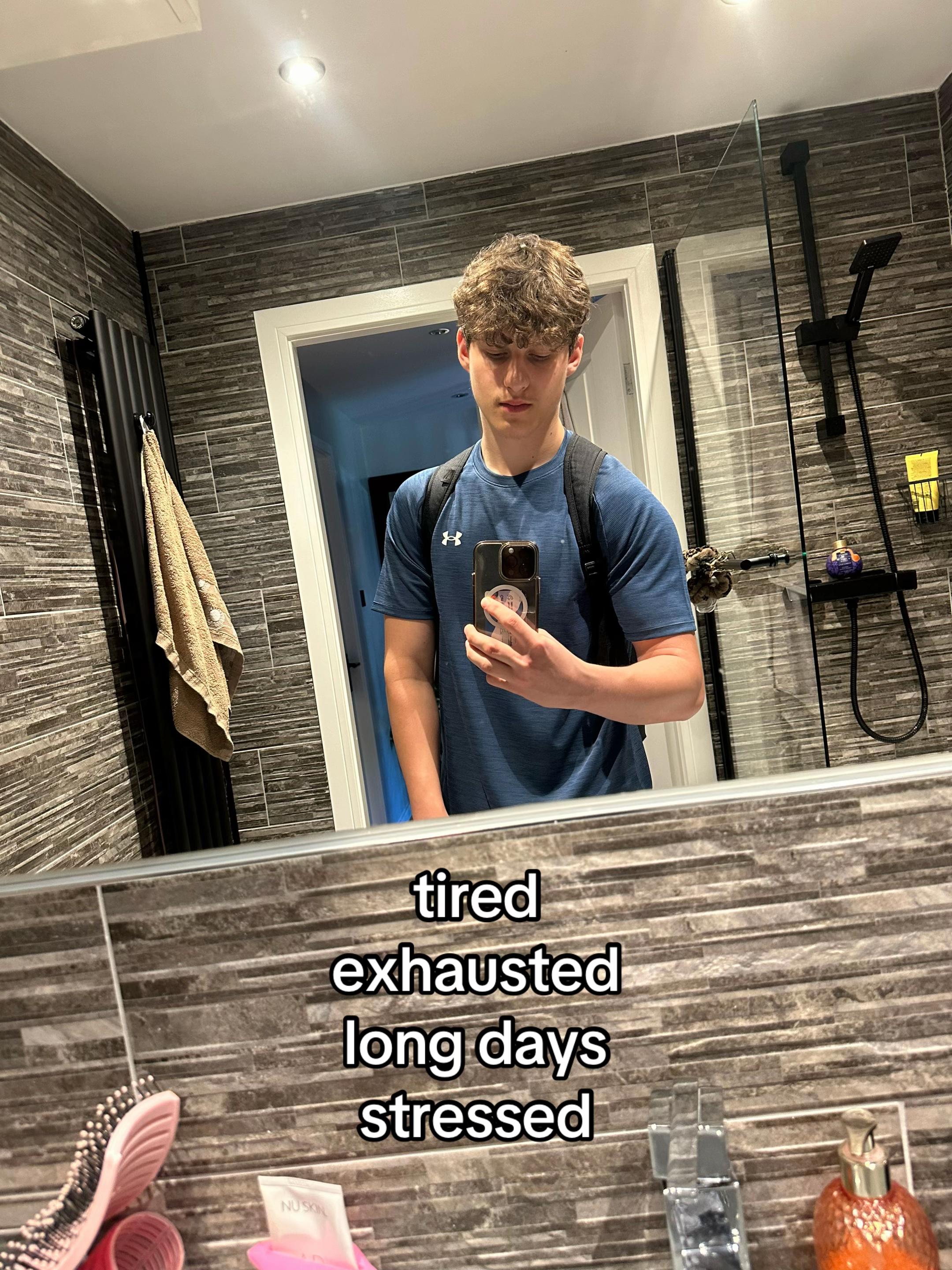 @♰