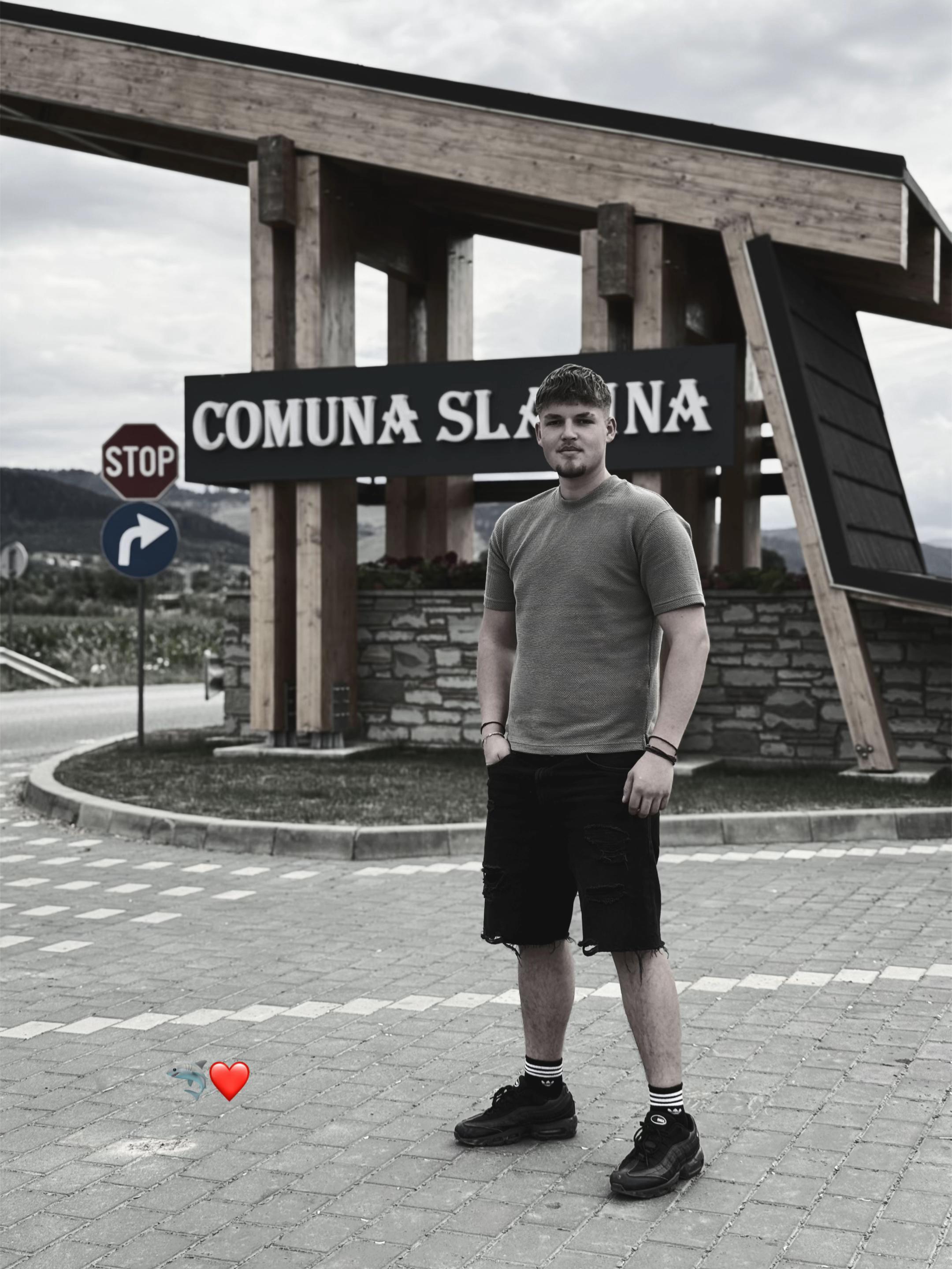 @ℳ𝒾𝓇ℴ𝓃ℯ𝒶𝓈𝒶 🦅
