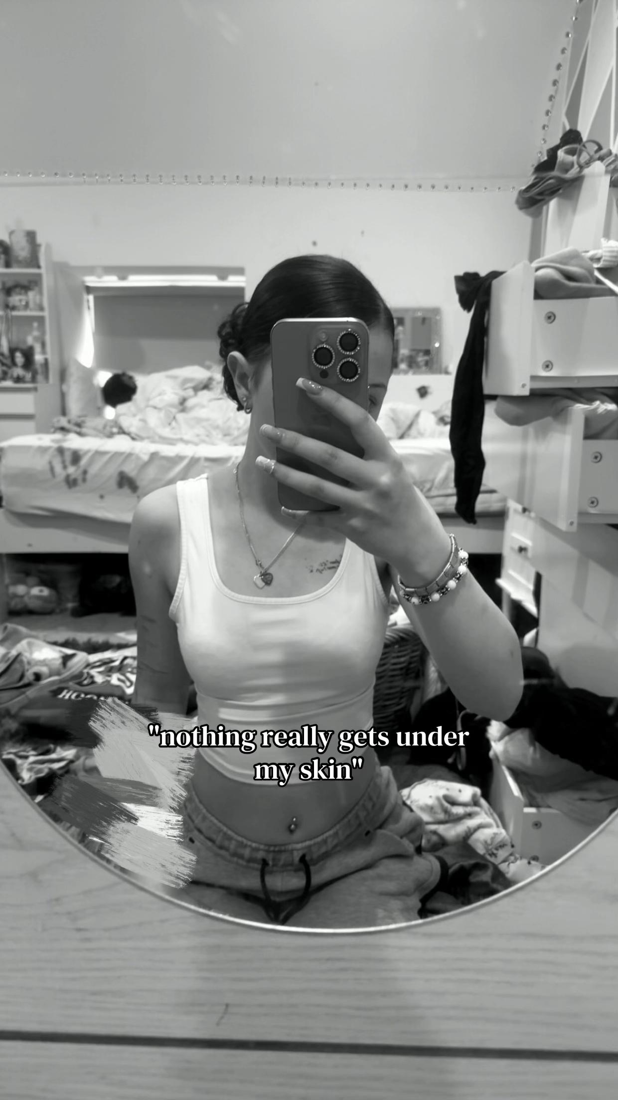 @𝐂𝐡𝐥𝐨🎀