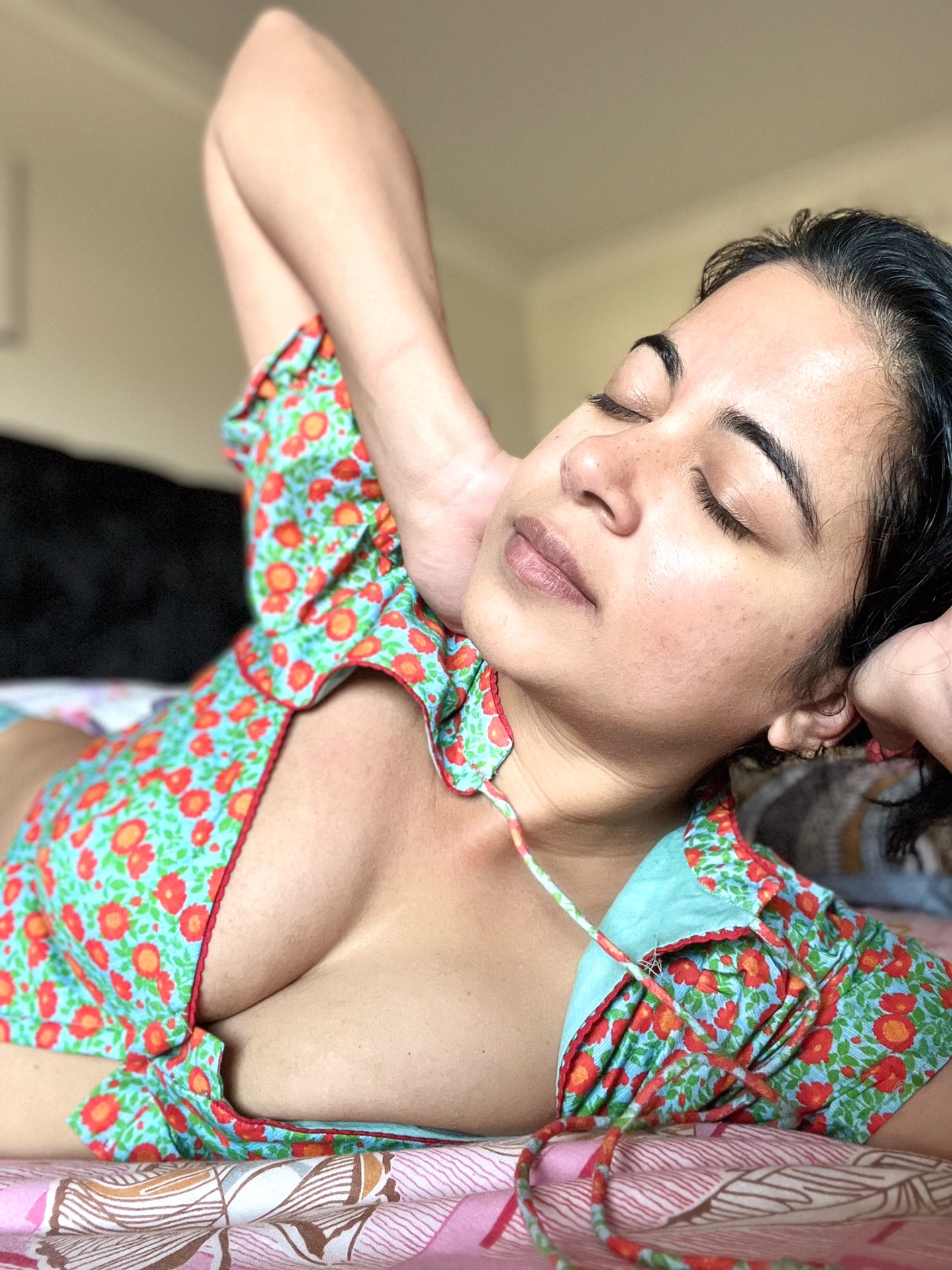 @Hop & Shop with Payel 🛍️