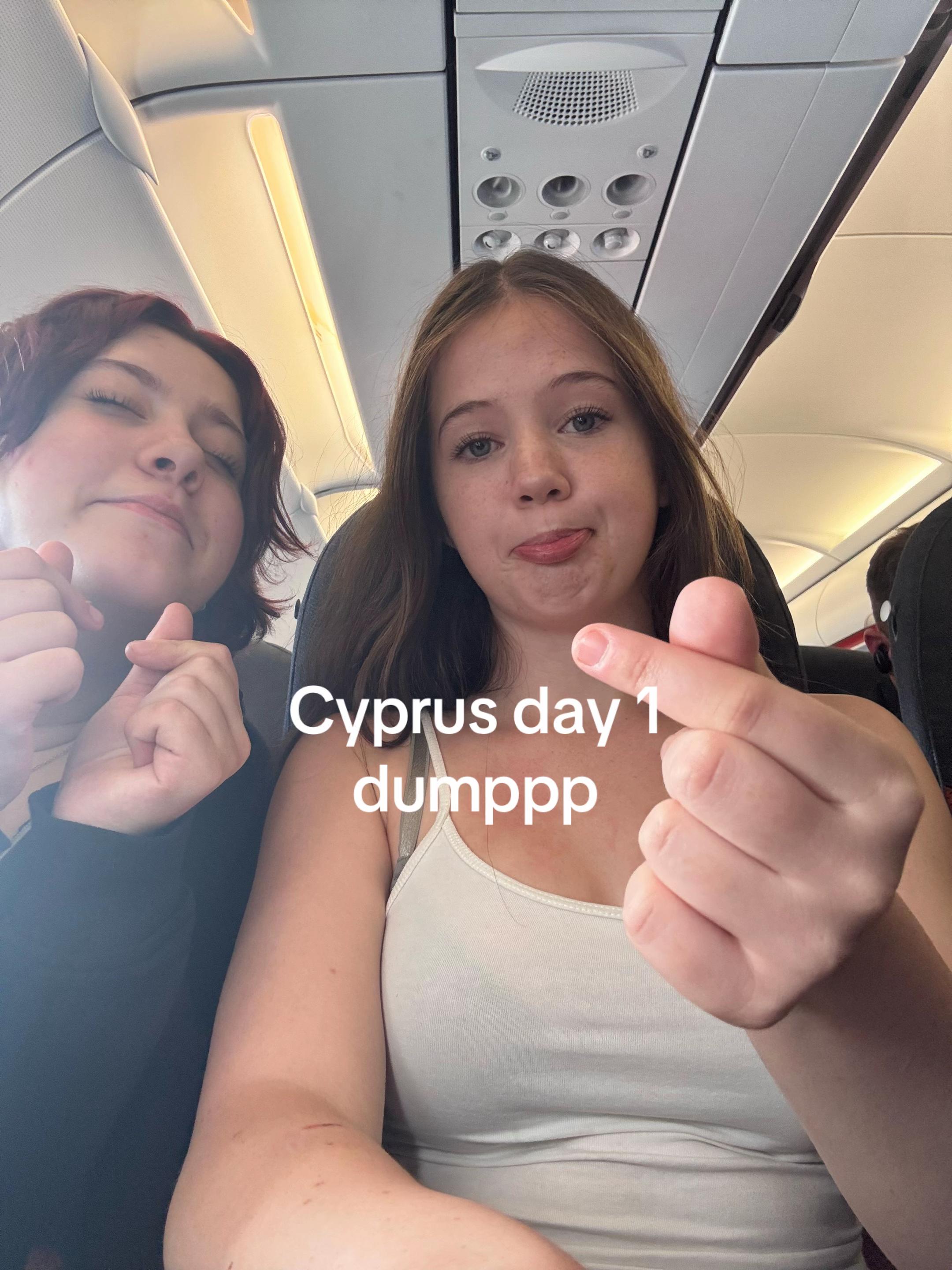 @𝐜𝐚𝐢𝐭𝐥𝐲𝐧🍂🍪