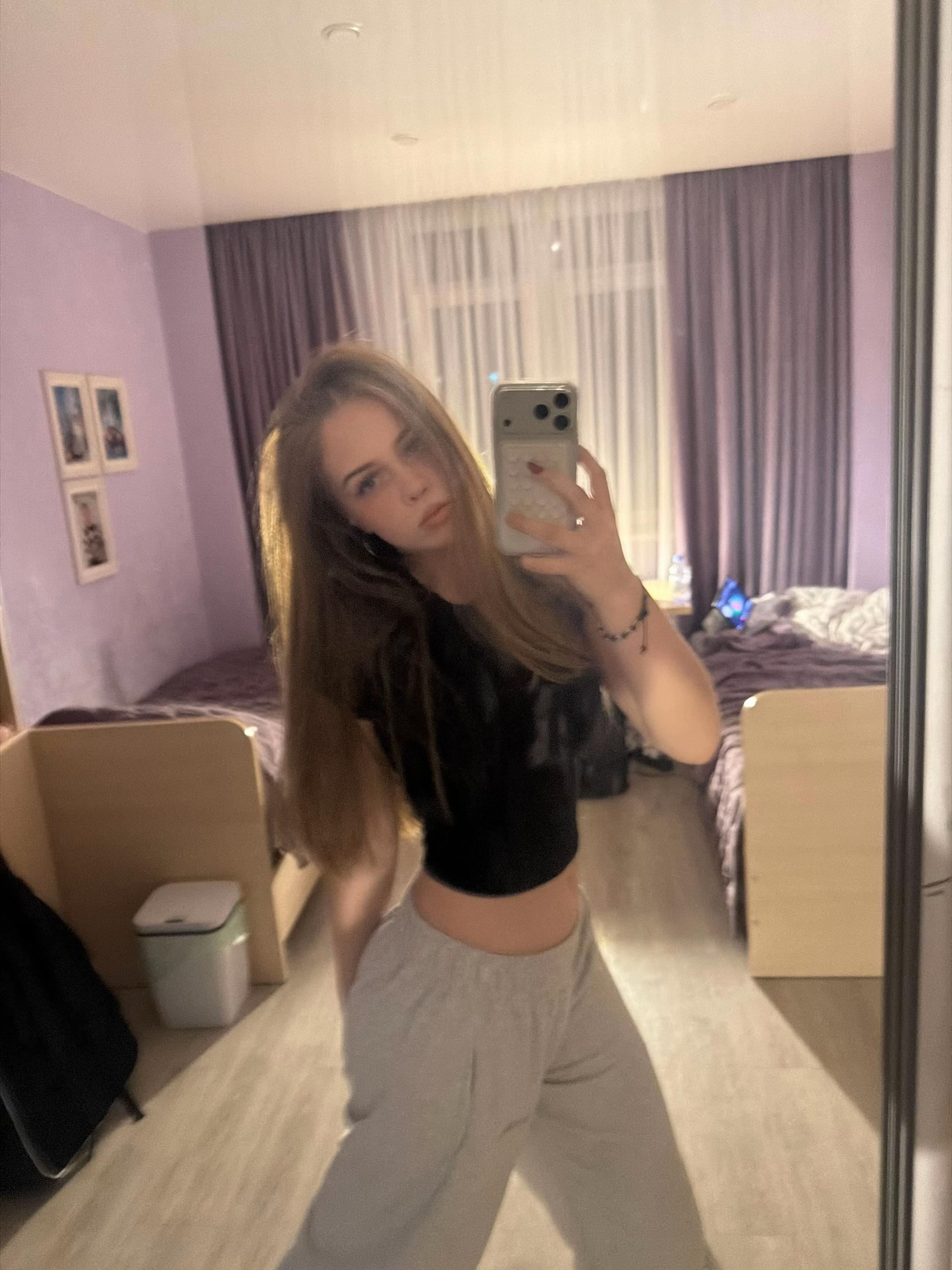@лизкк