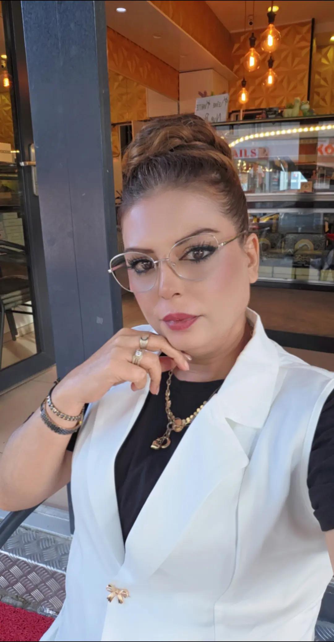 @G&uuml;lzade Idirizova