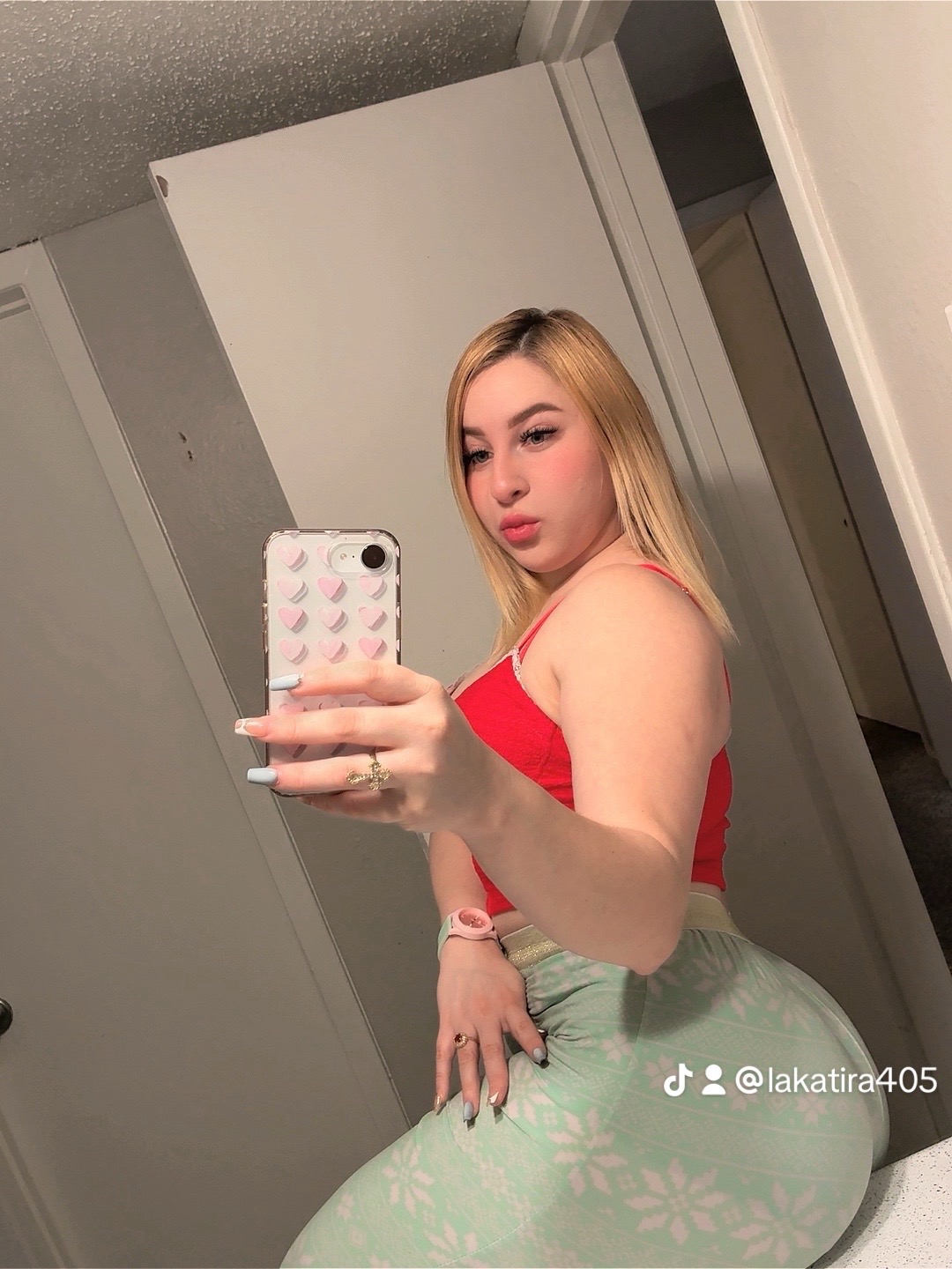 @lakatira🍓