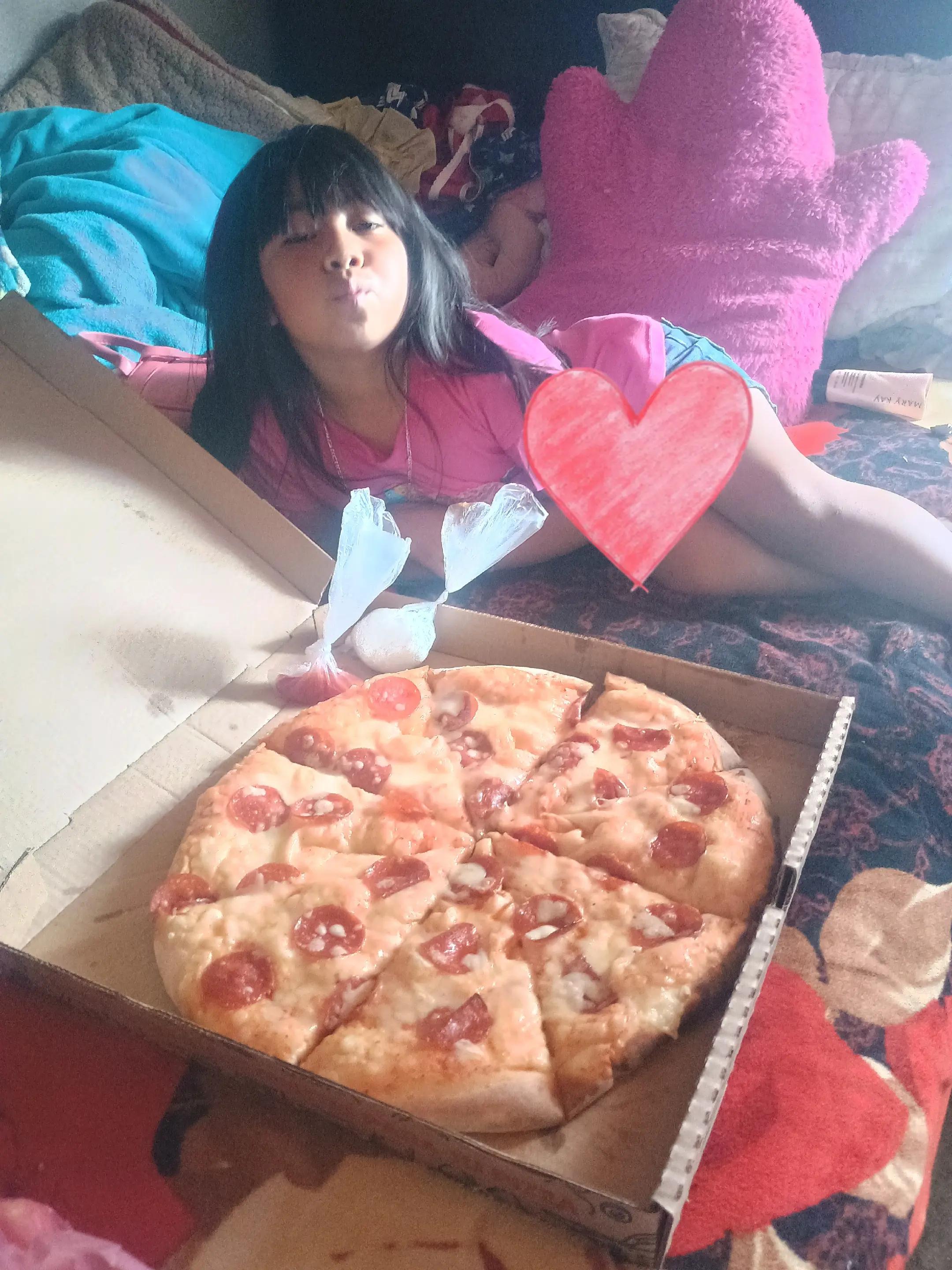 @Camila Gonzales