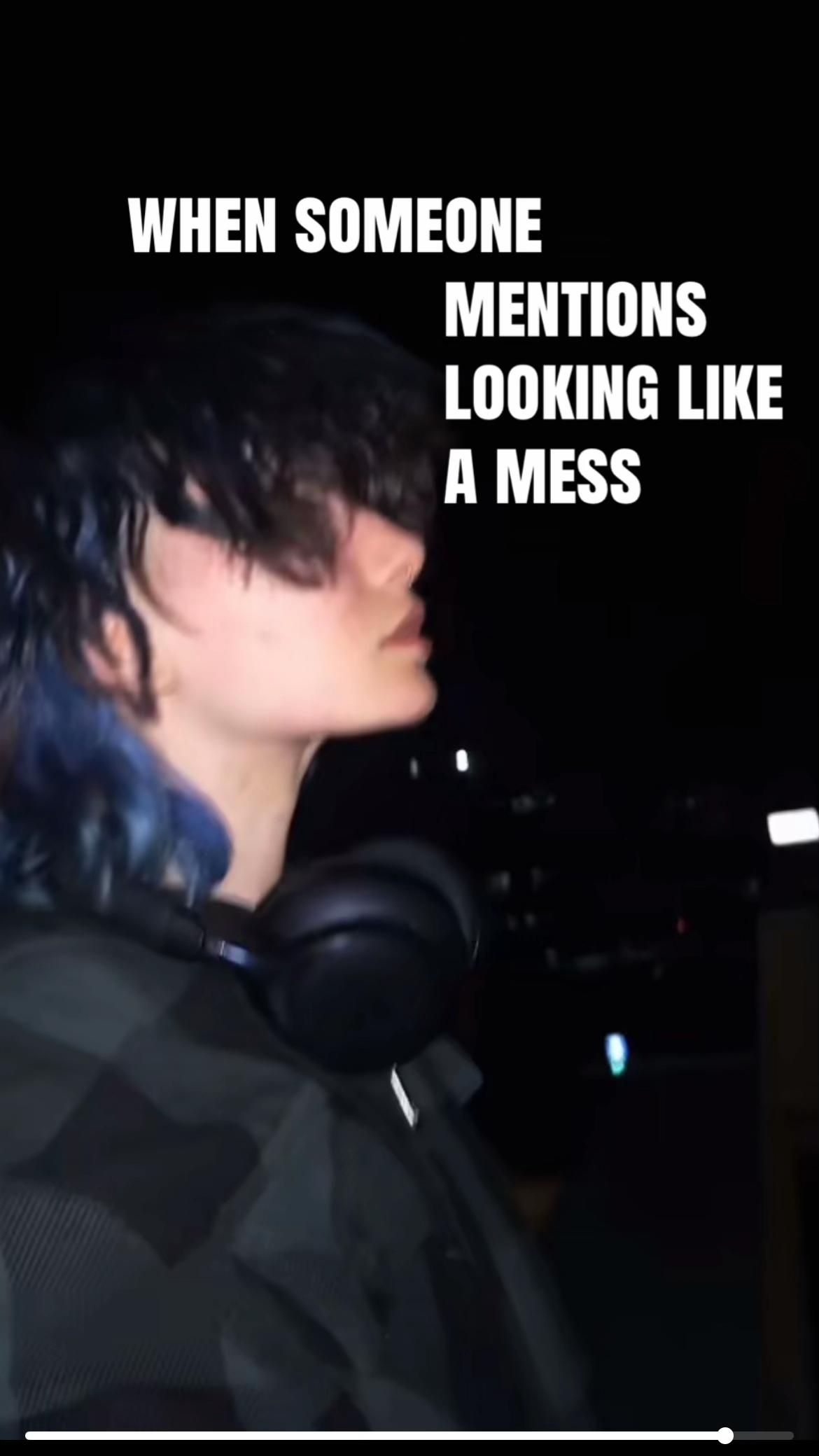 @T<3