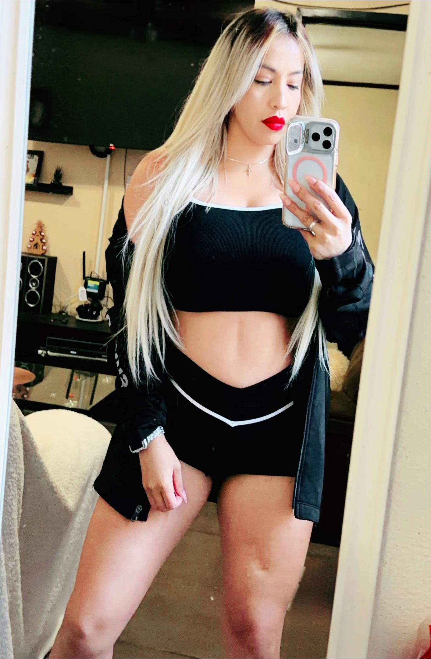 @Nayely AG
