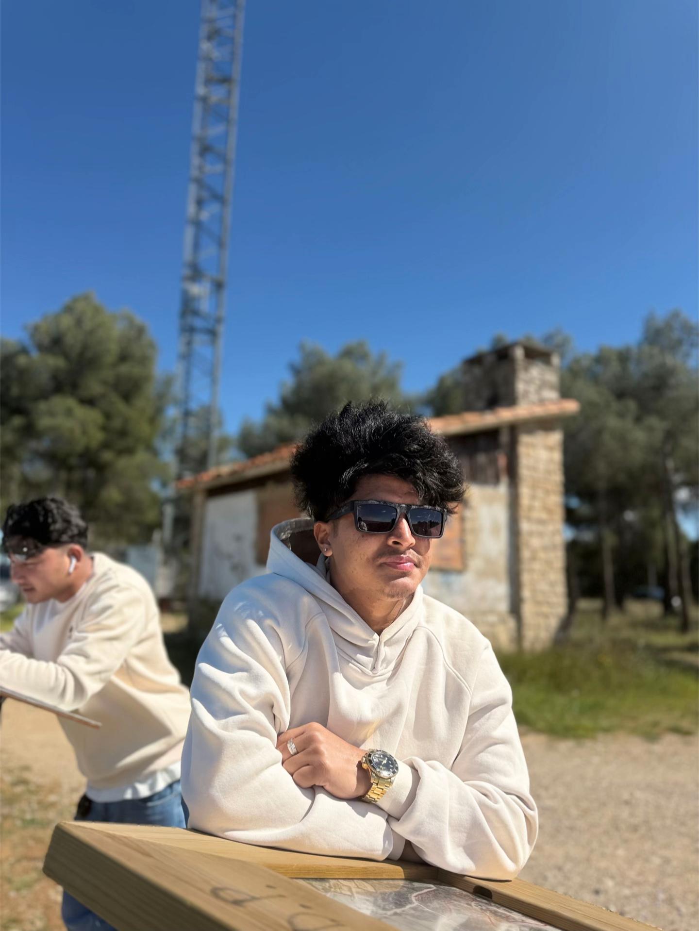 @Dipendra Shreemal🇳🇵🇪🇸