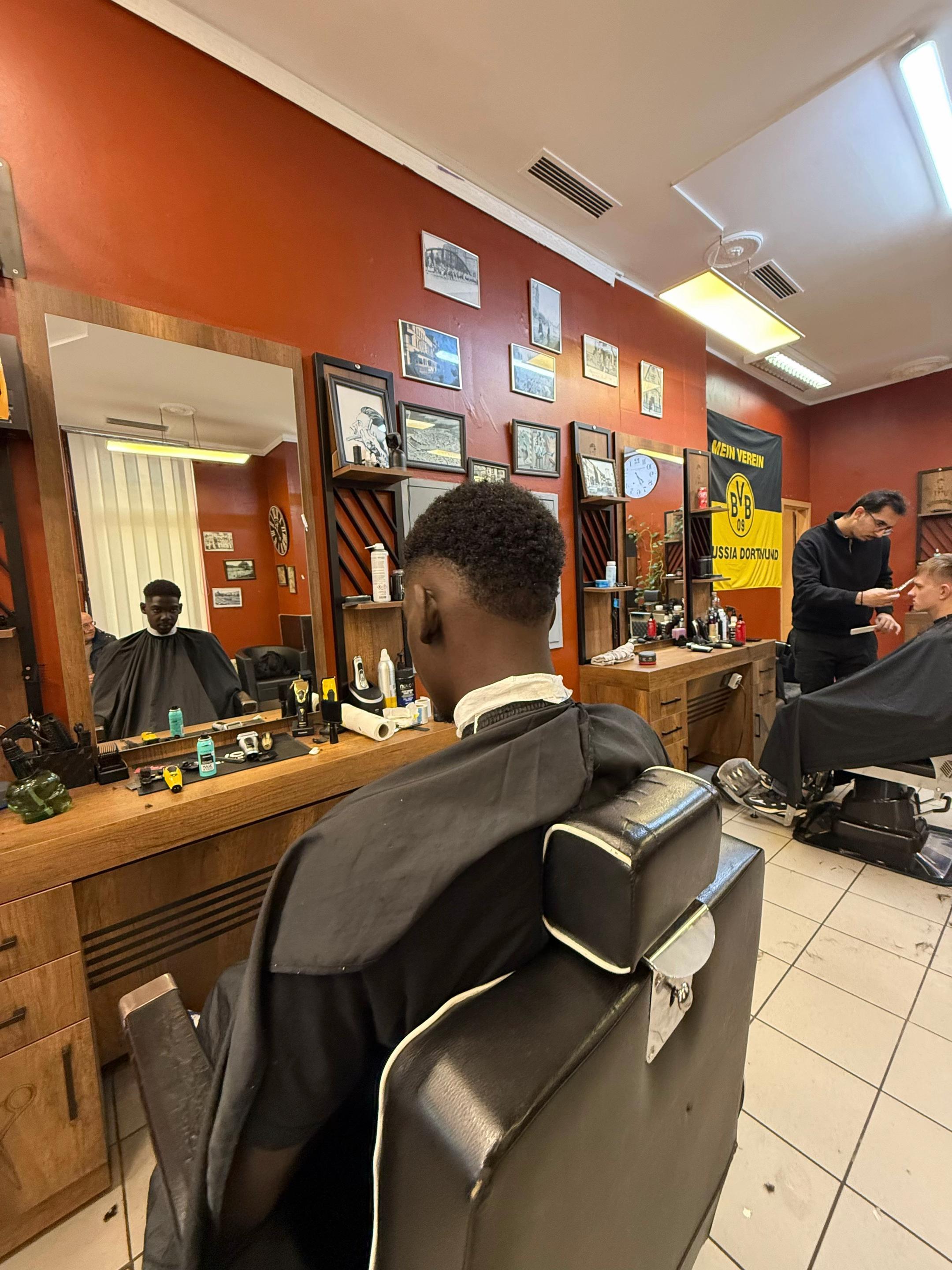 @Abdi der Friseur💈
