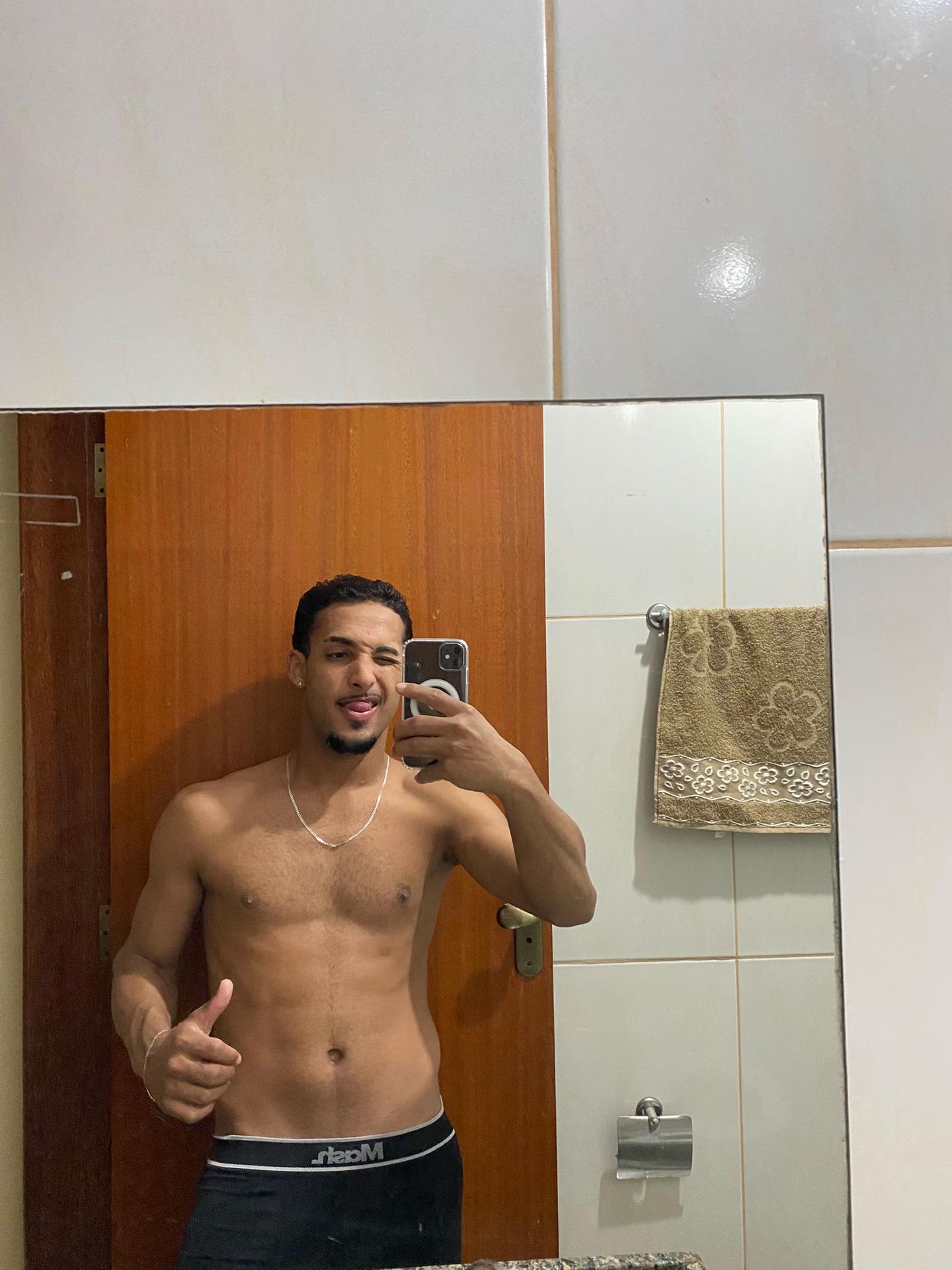 @vitor_mh22