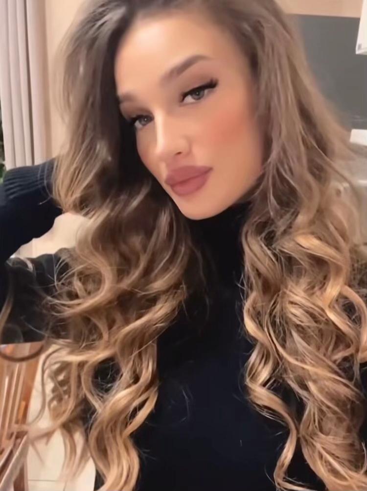 @Vlora