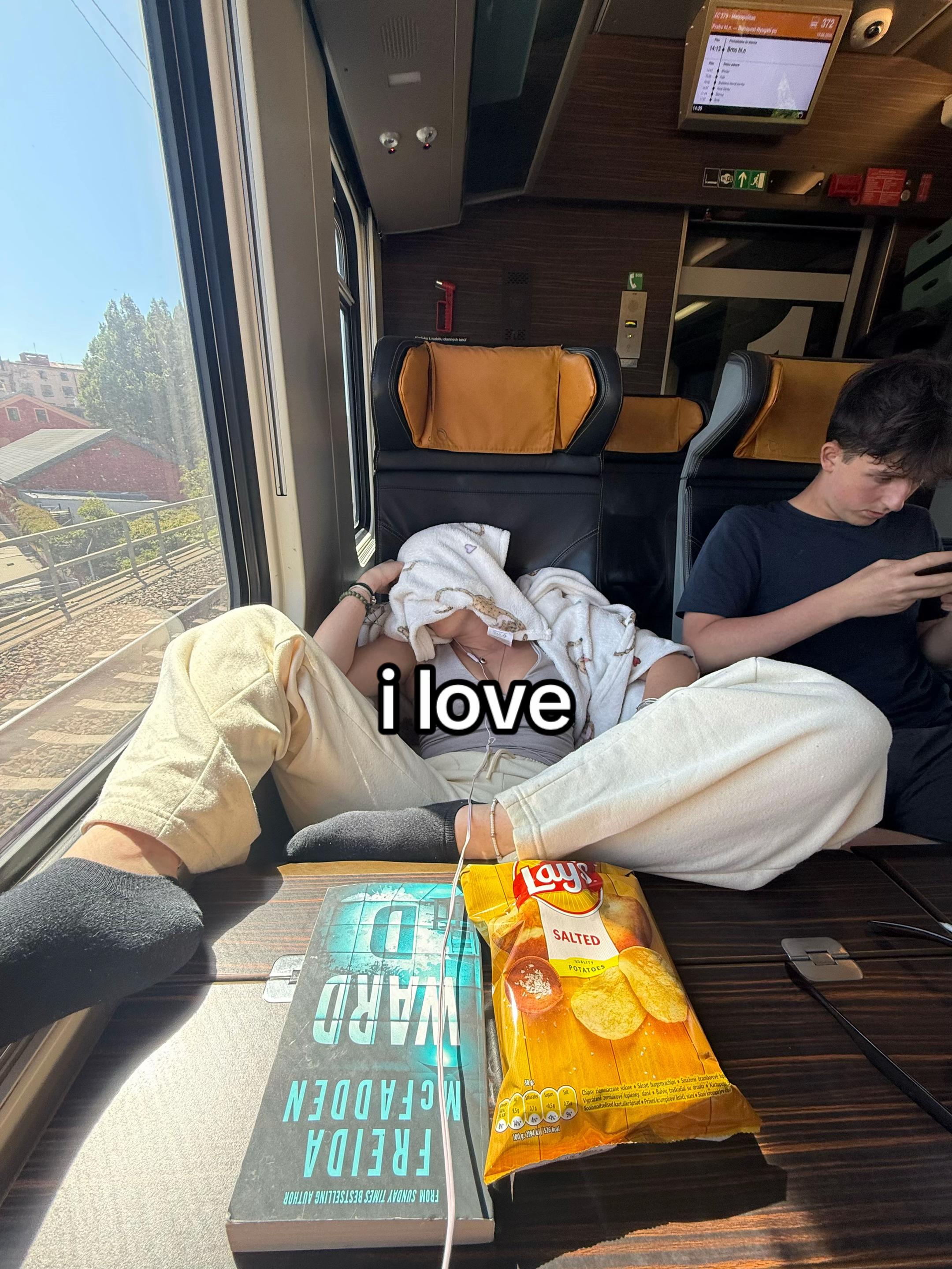@freyaaaa