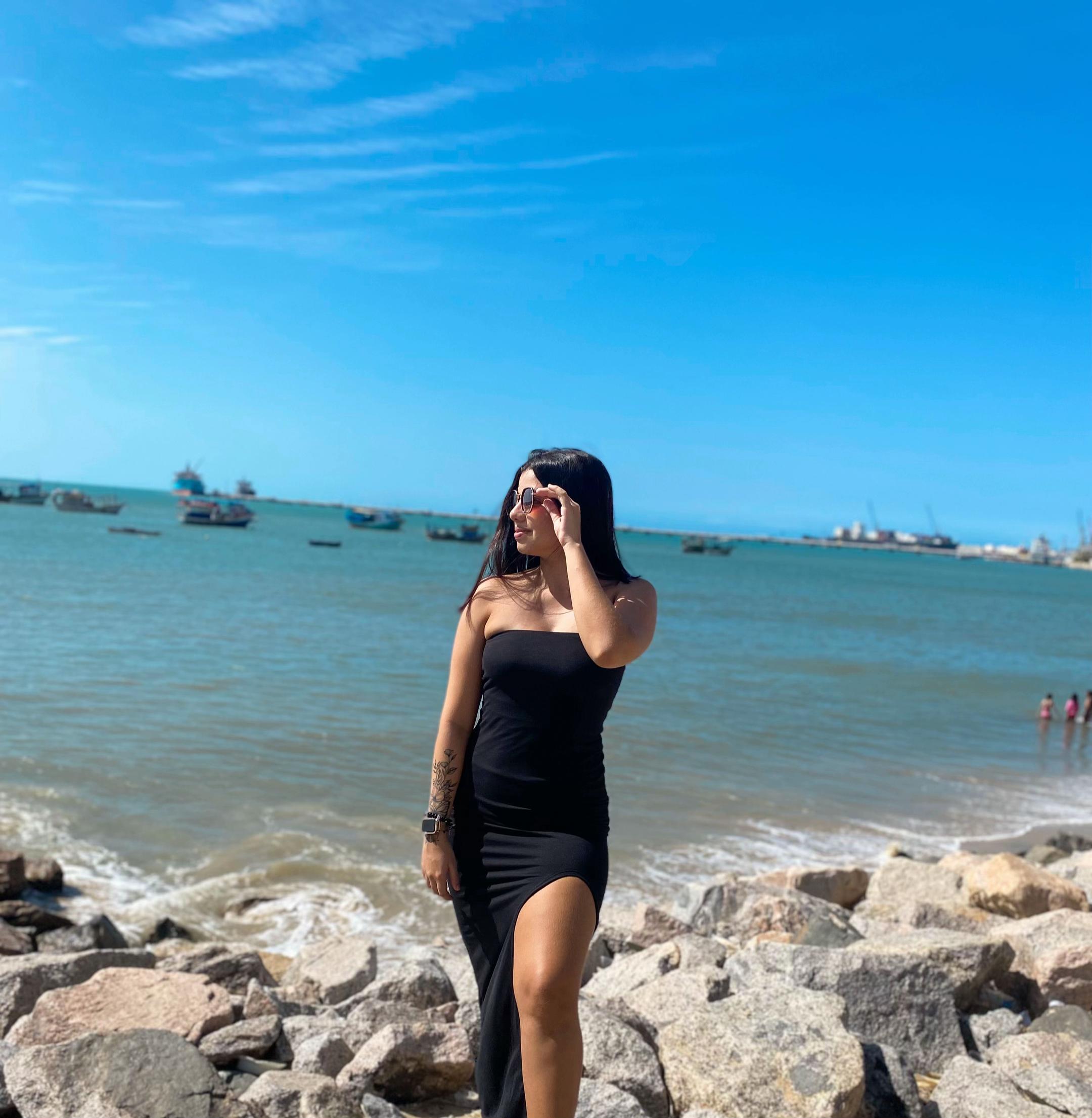 @_vivizona