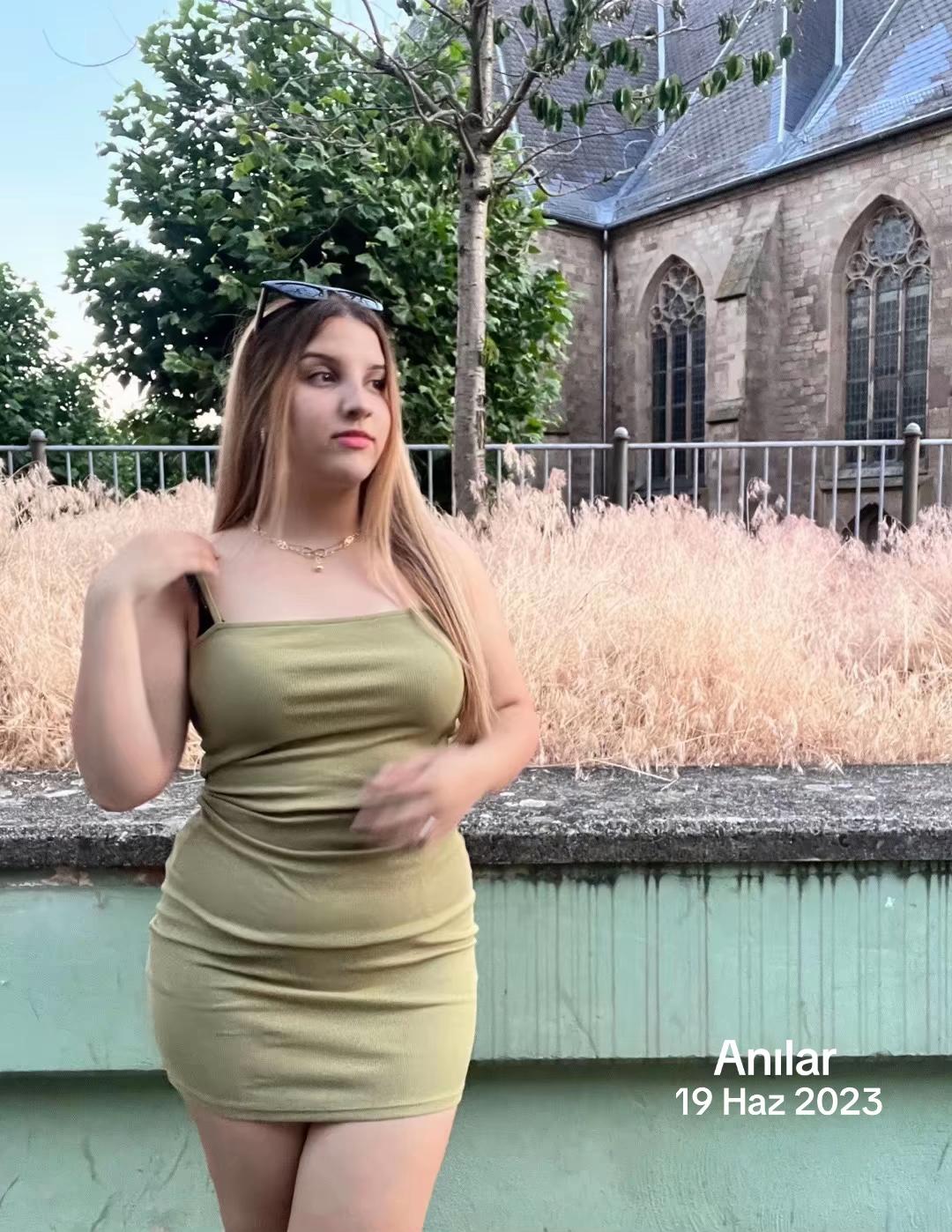 @𝒜𝓃𝒾