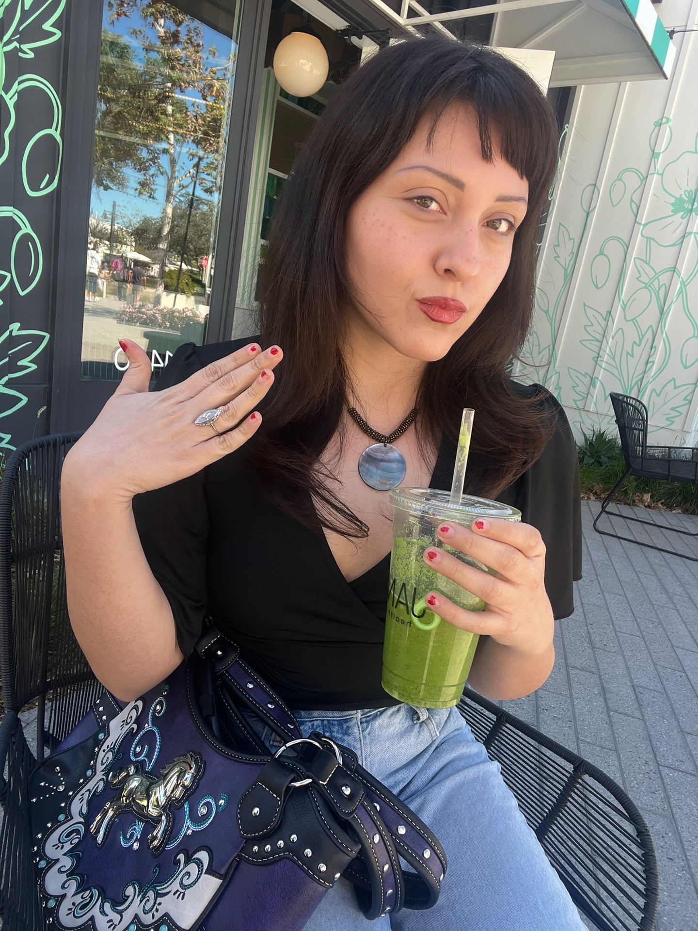 @vomitcoloredeyes