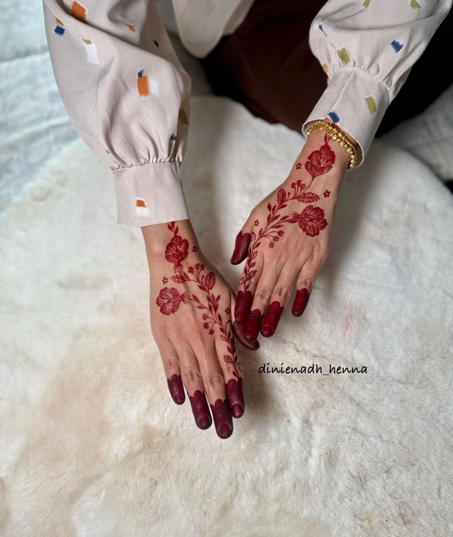@dinienadh_henna