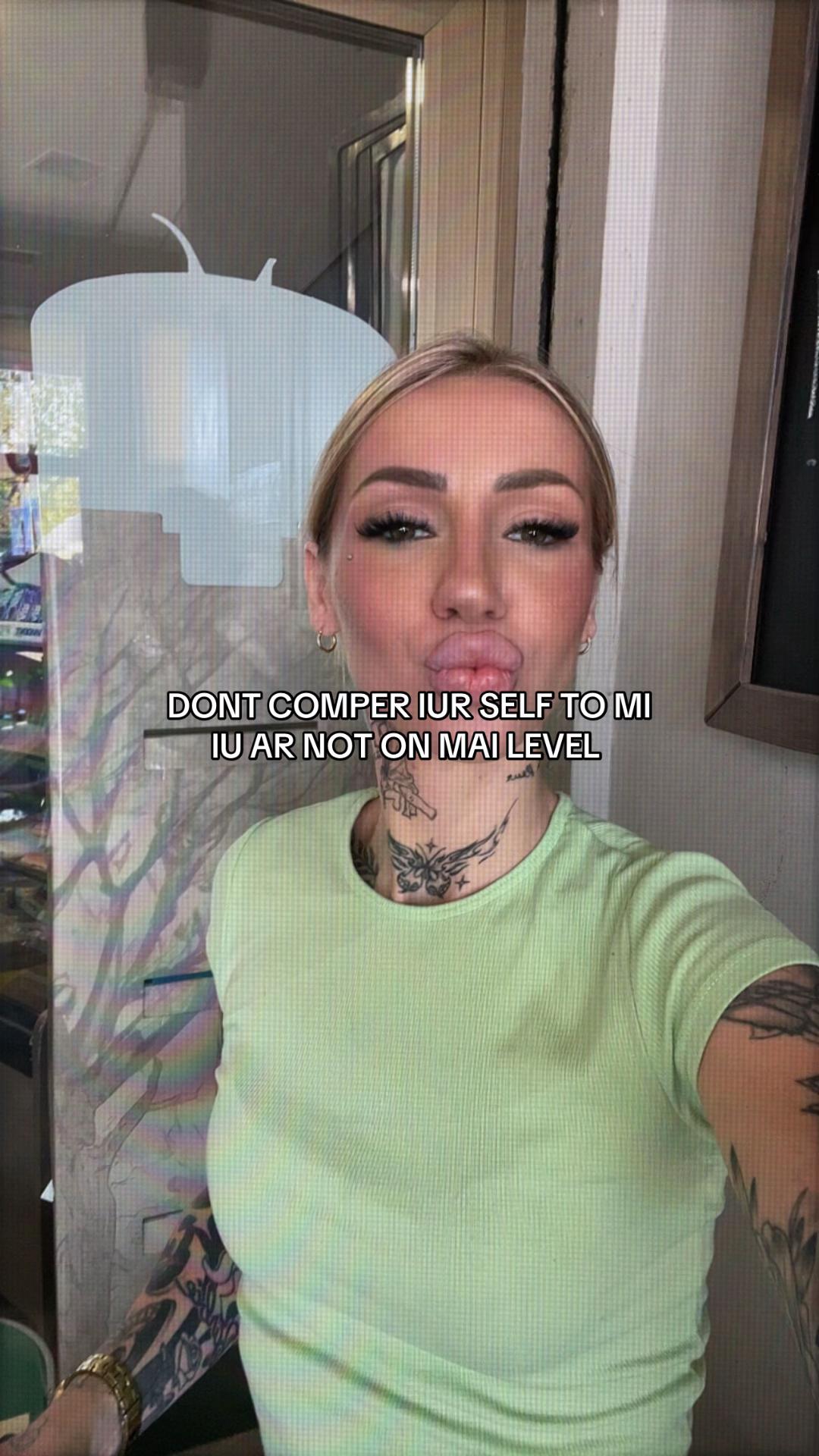 @BADBARBIE🩷