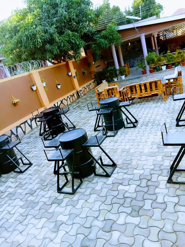 @Jompis Bar, Restaurant,JetCarw