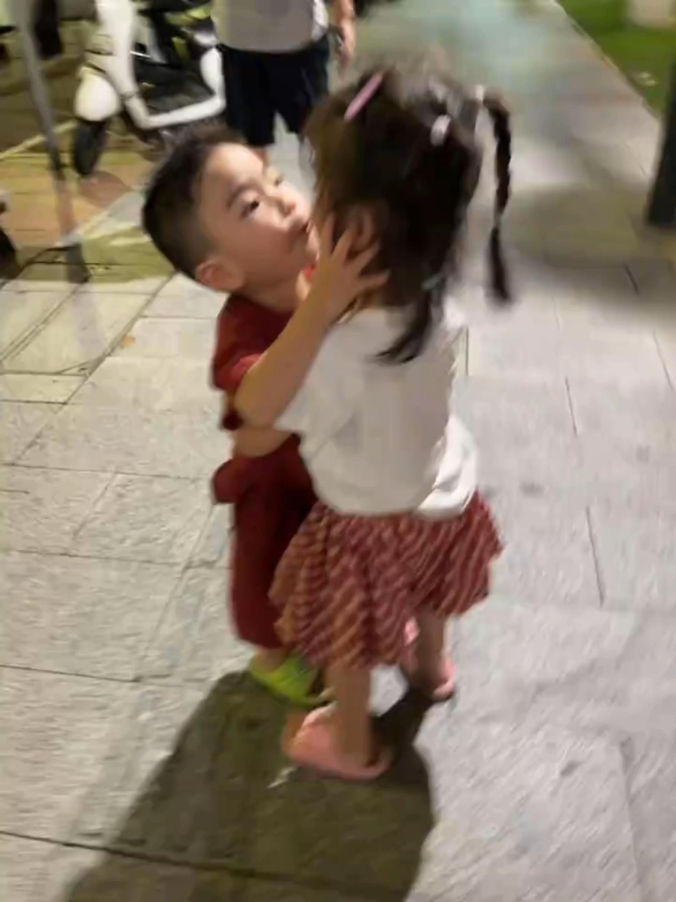 @hani 🧸ིྀ