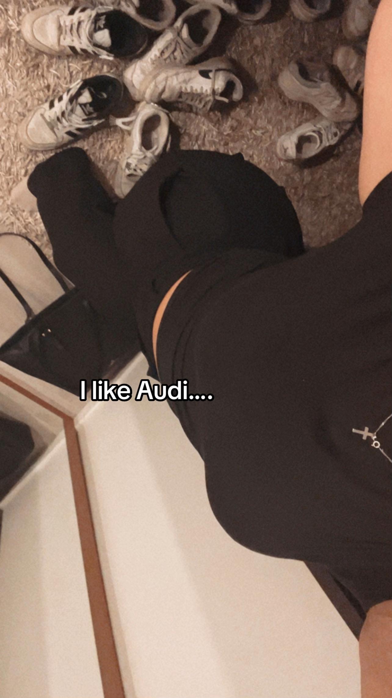 @😜😍🥵🥰🥂