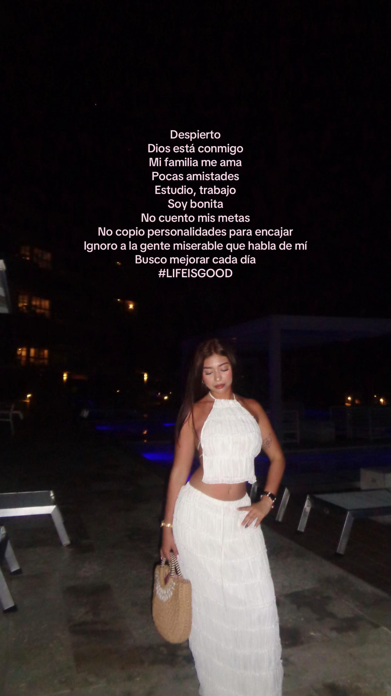 @Fernanda García💐