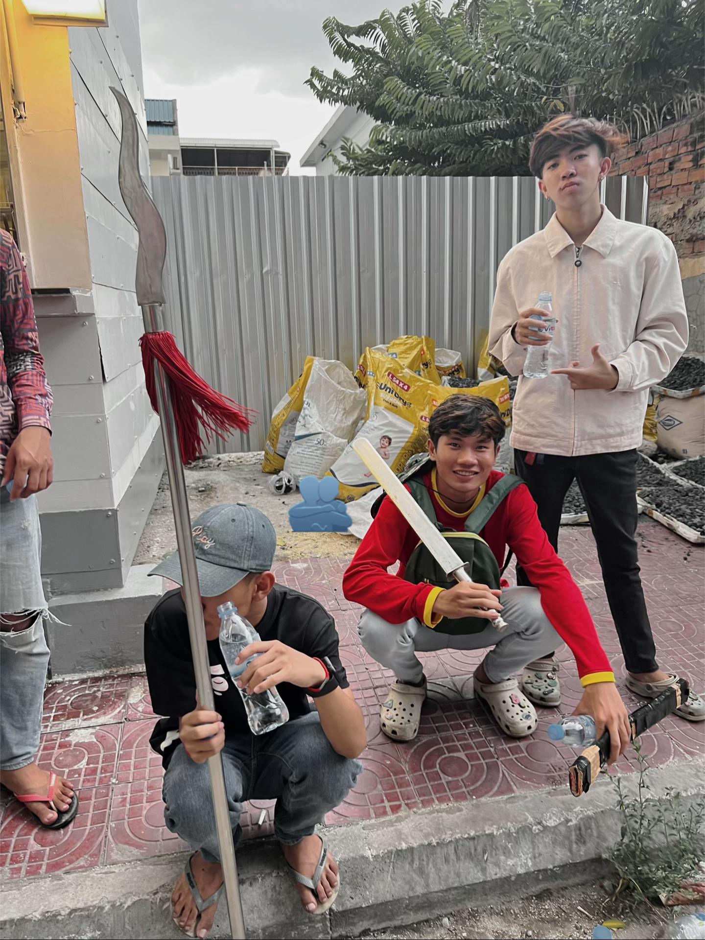 @P.KOL