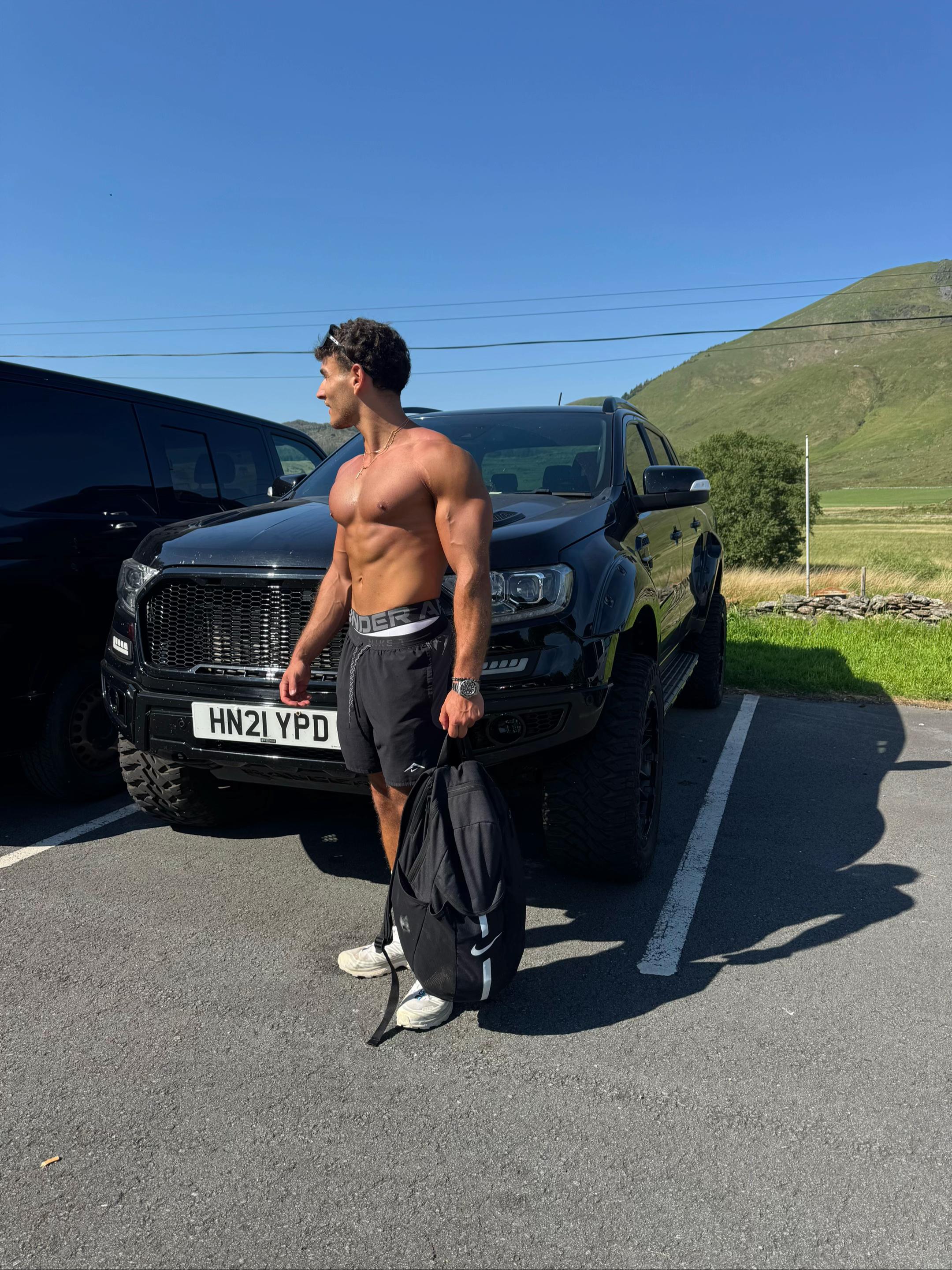 @Andy / Fitness & Travel 🌎