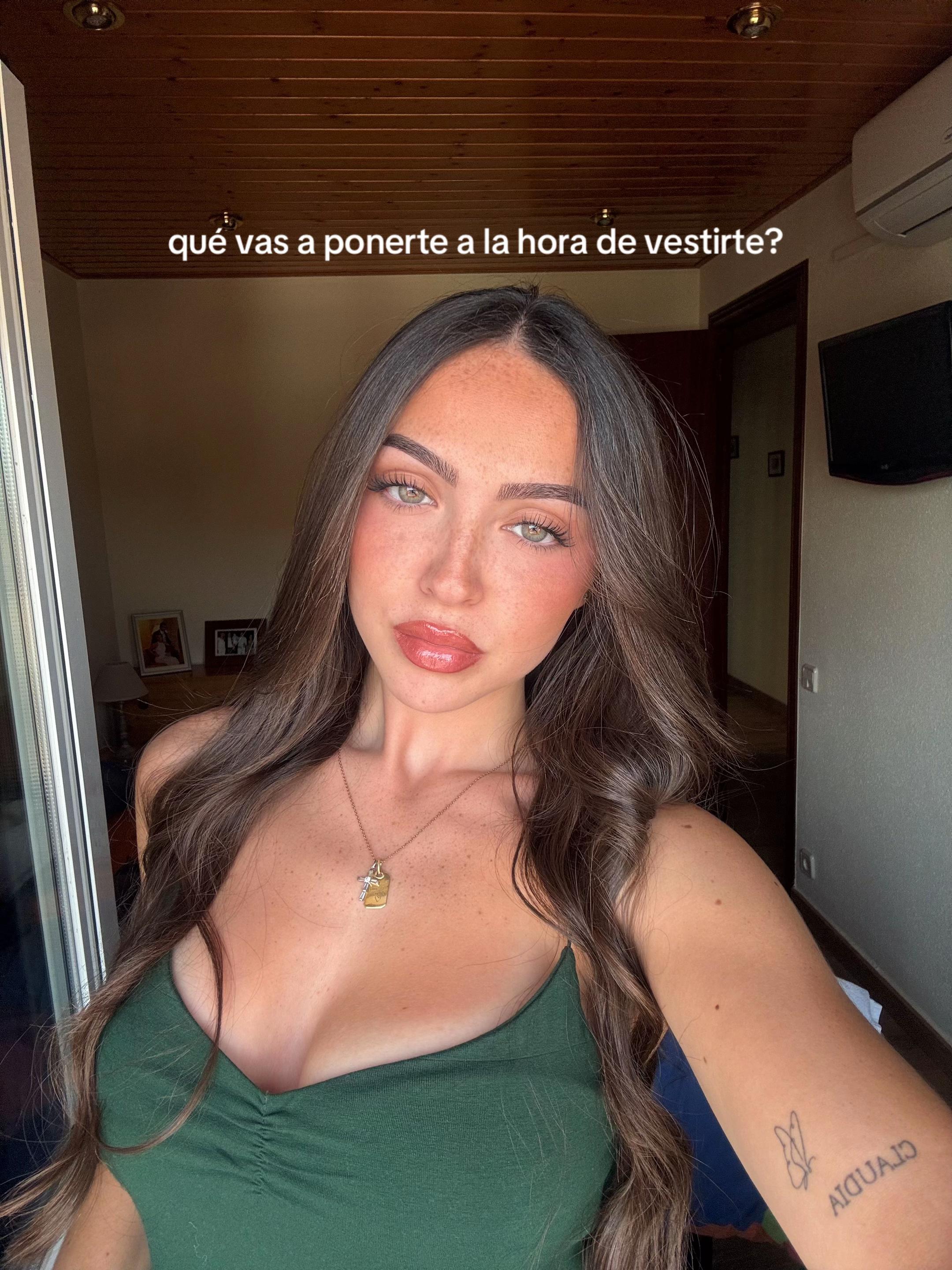 @Carlita