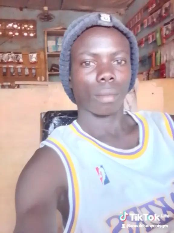 @kanyesiyge. ronald