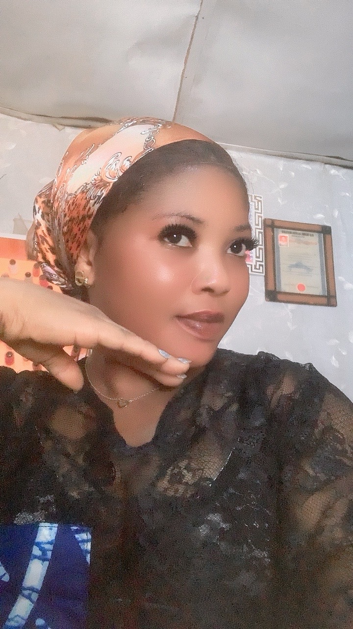 @Ashabiade🧵🪡✂️