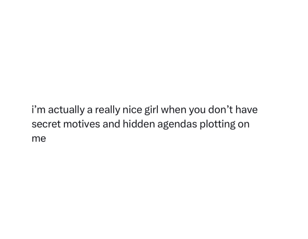 @Nicole Louise Clairvoyant ♡