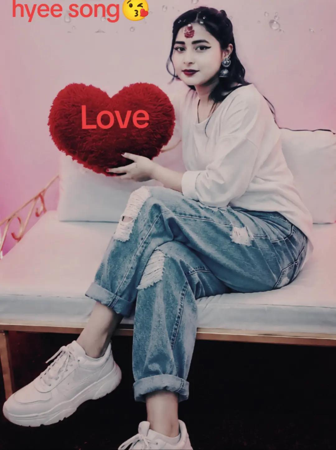@🫰 Masoom girl😘👑