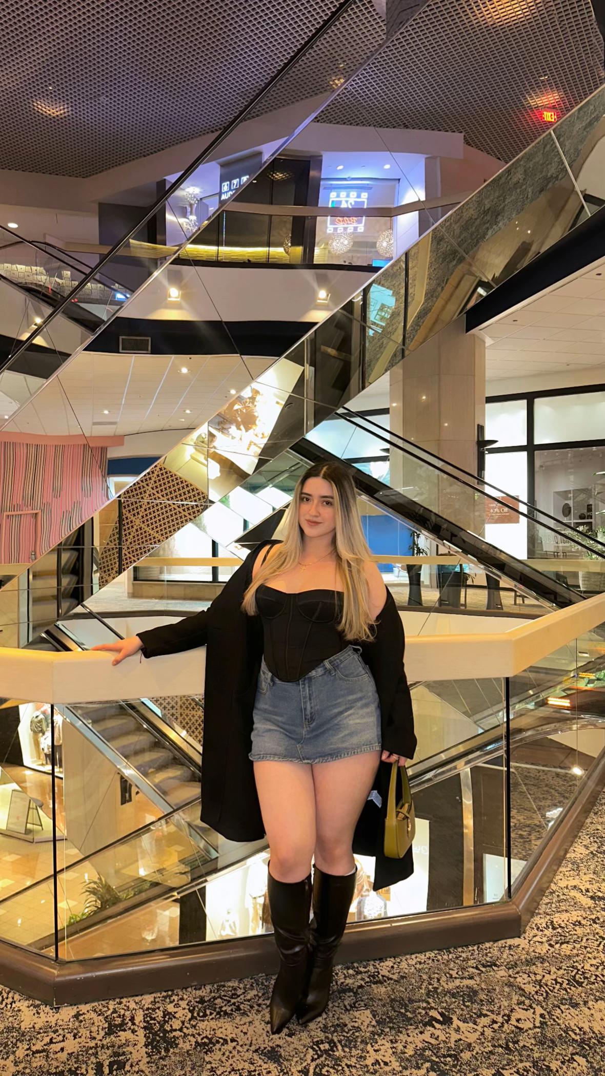 @ℳ⭑