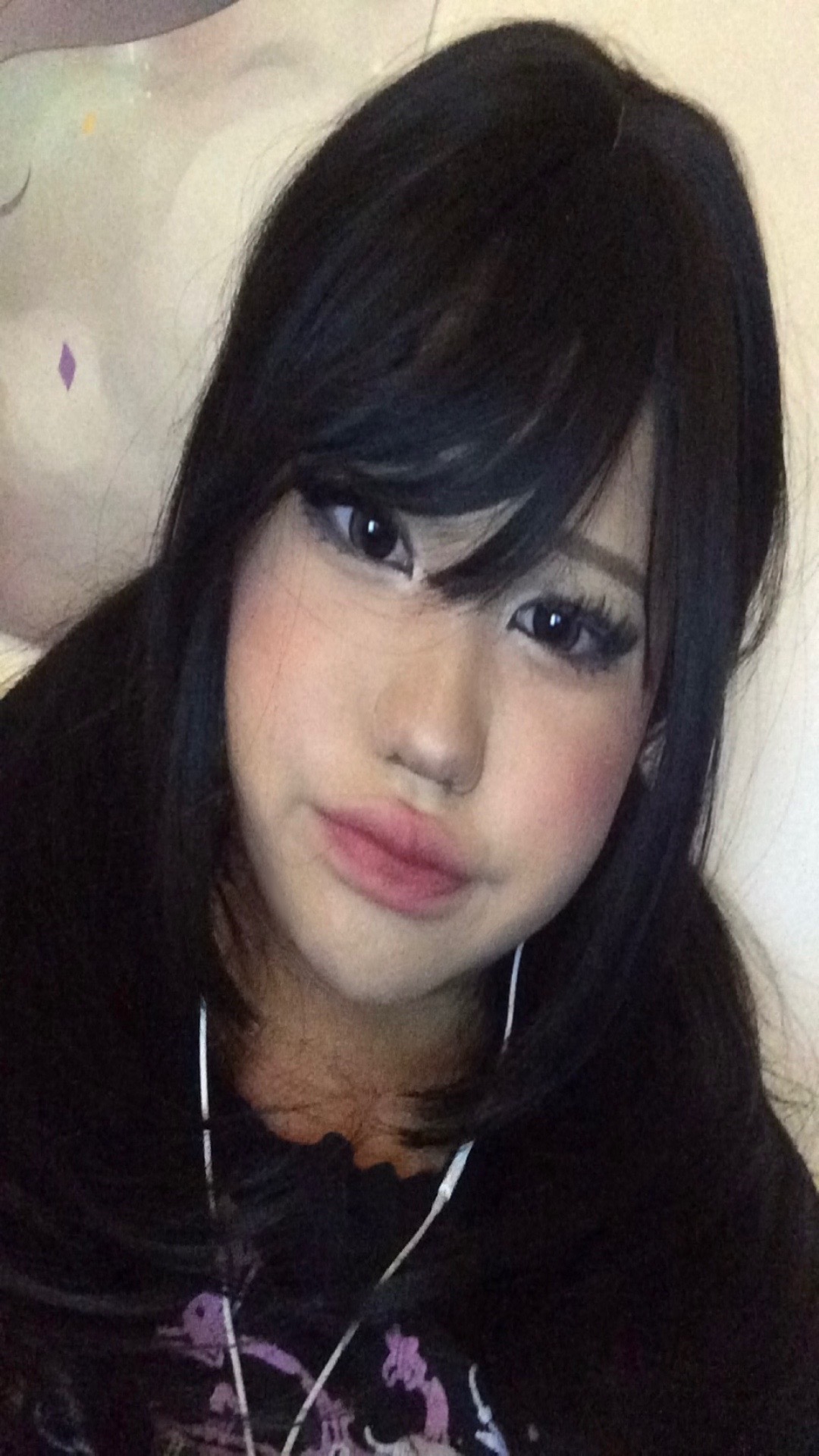 @^-^