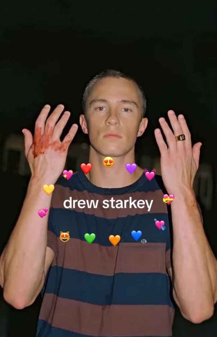 @Drew is hot🥵