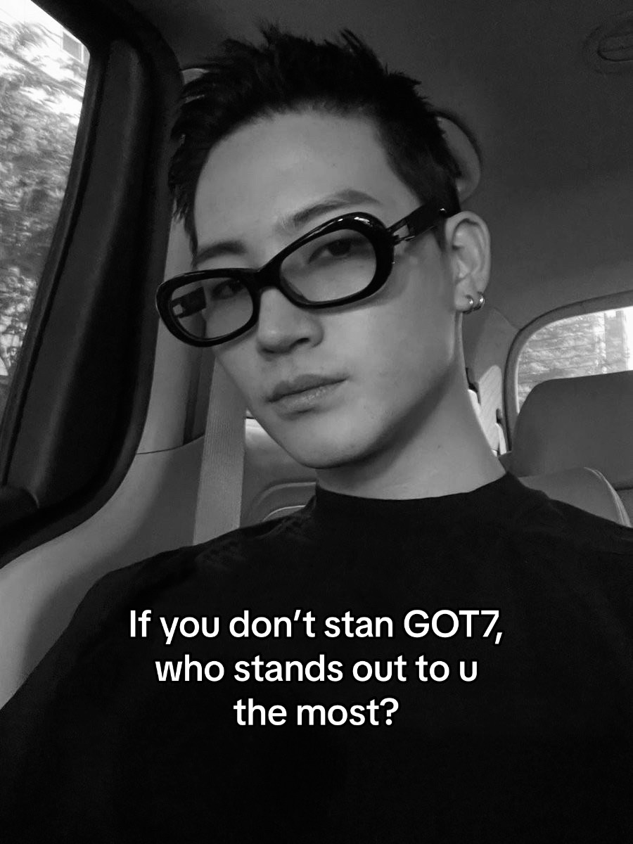 @🕊