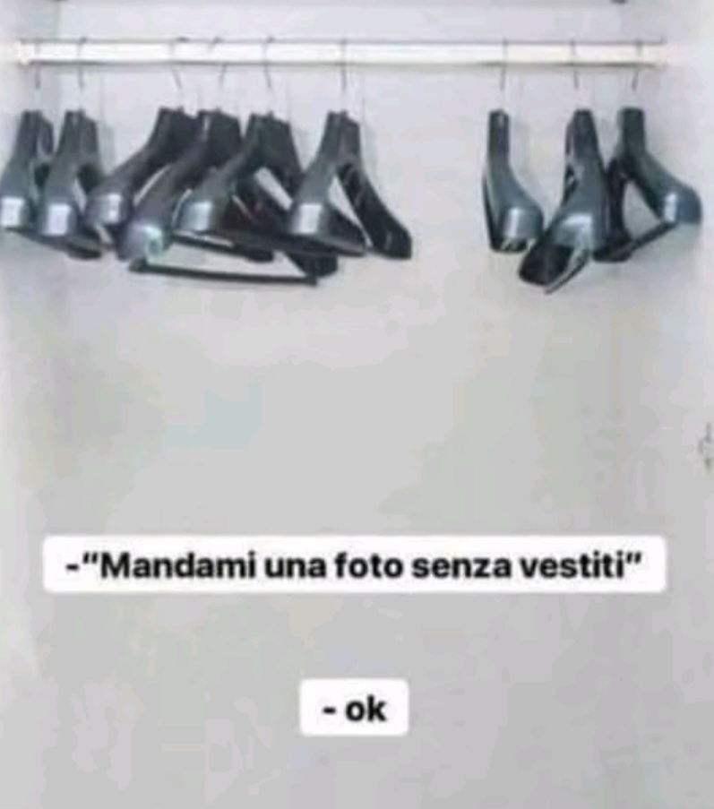 @Laura Loni349