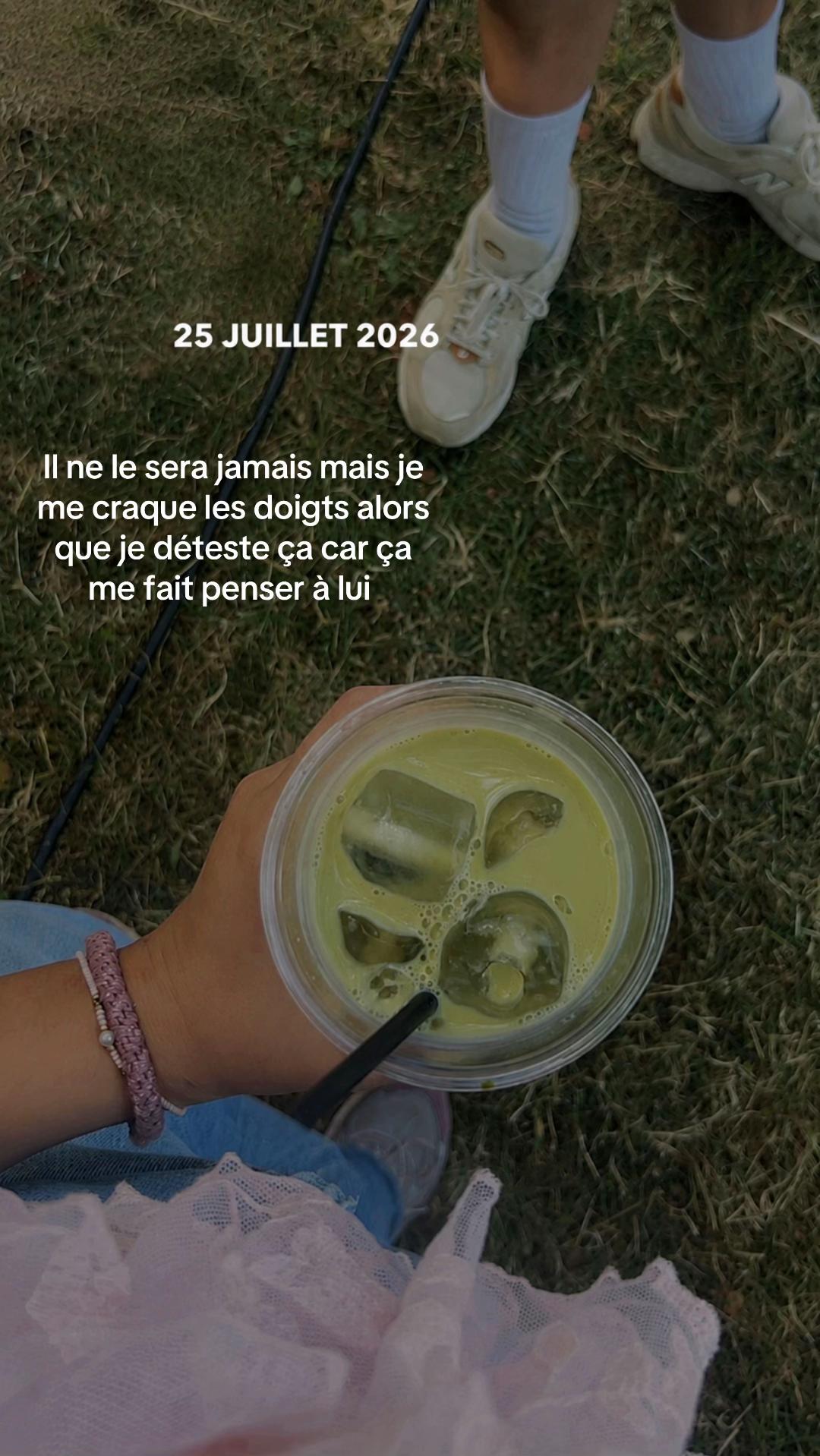 @Estelleeee