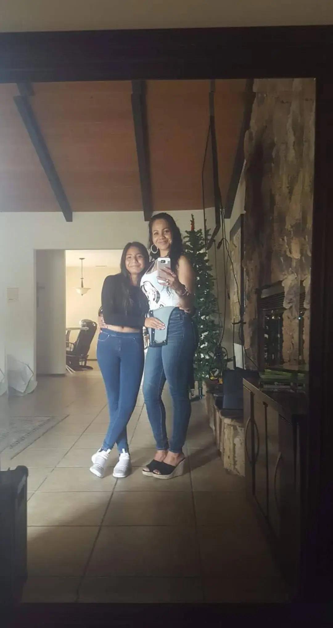 @Maria Elena G