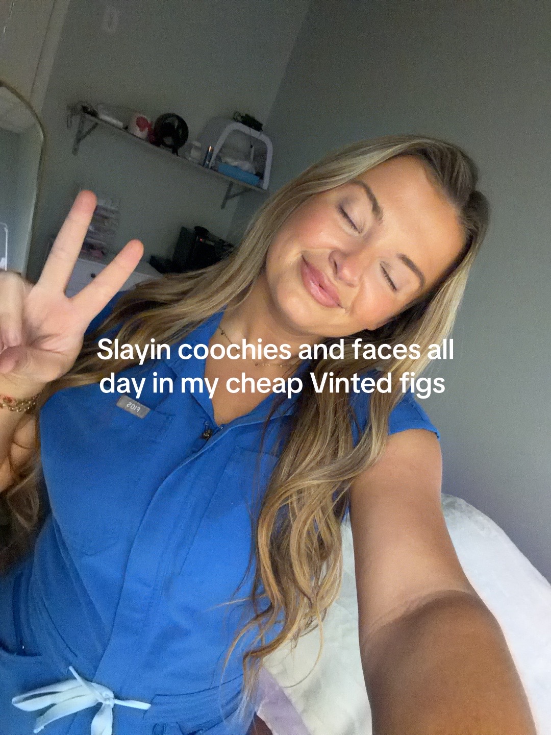 @Kathryn | Esthetician | Mom