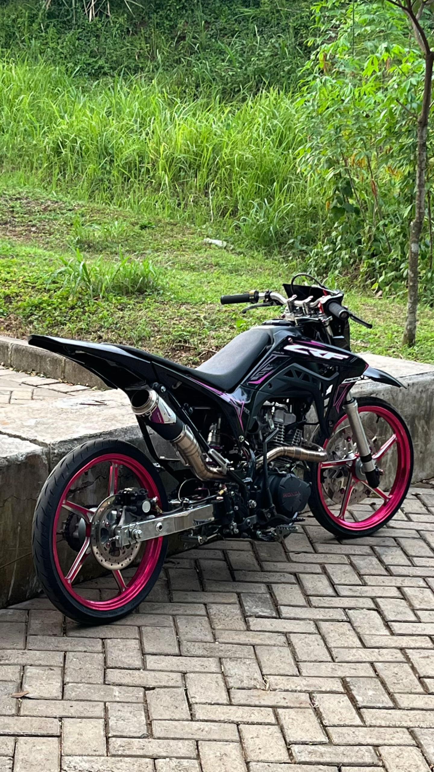 @CrfWavin