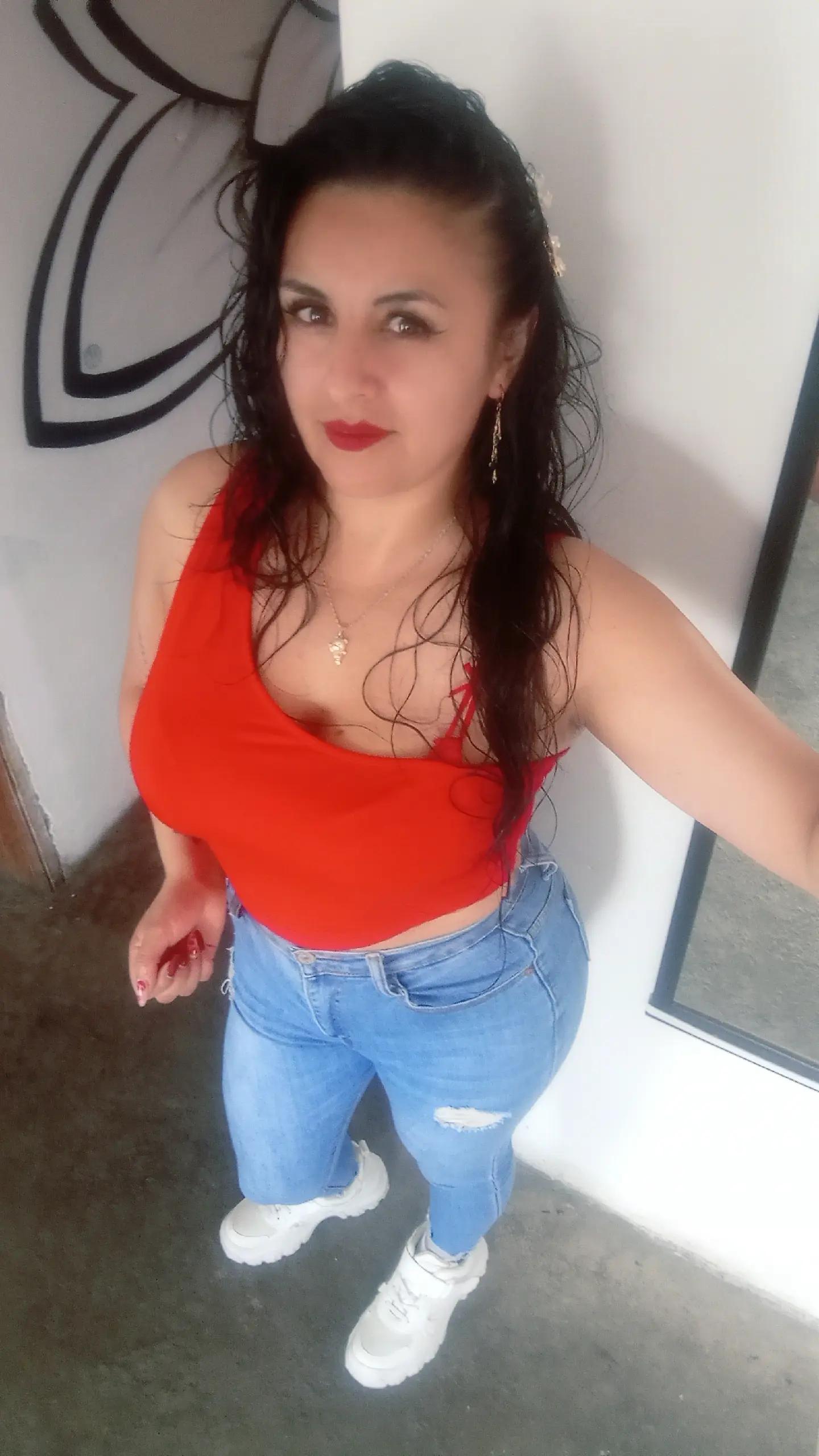 @Anadc✨🍒