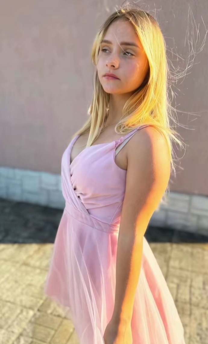 @valeria negurenko