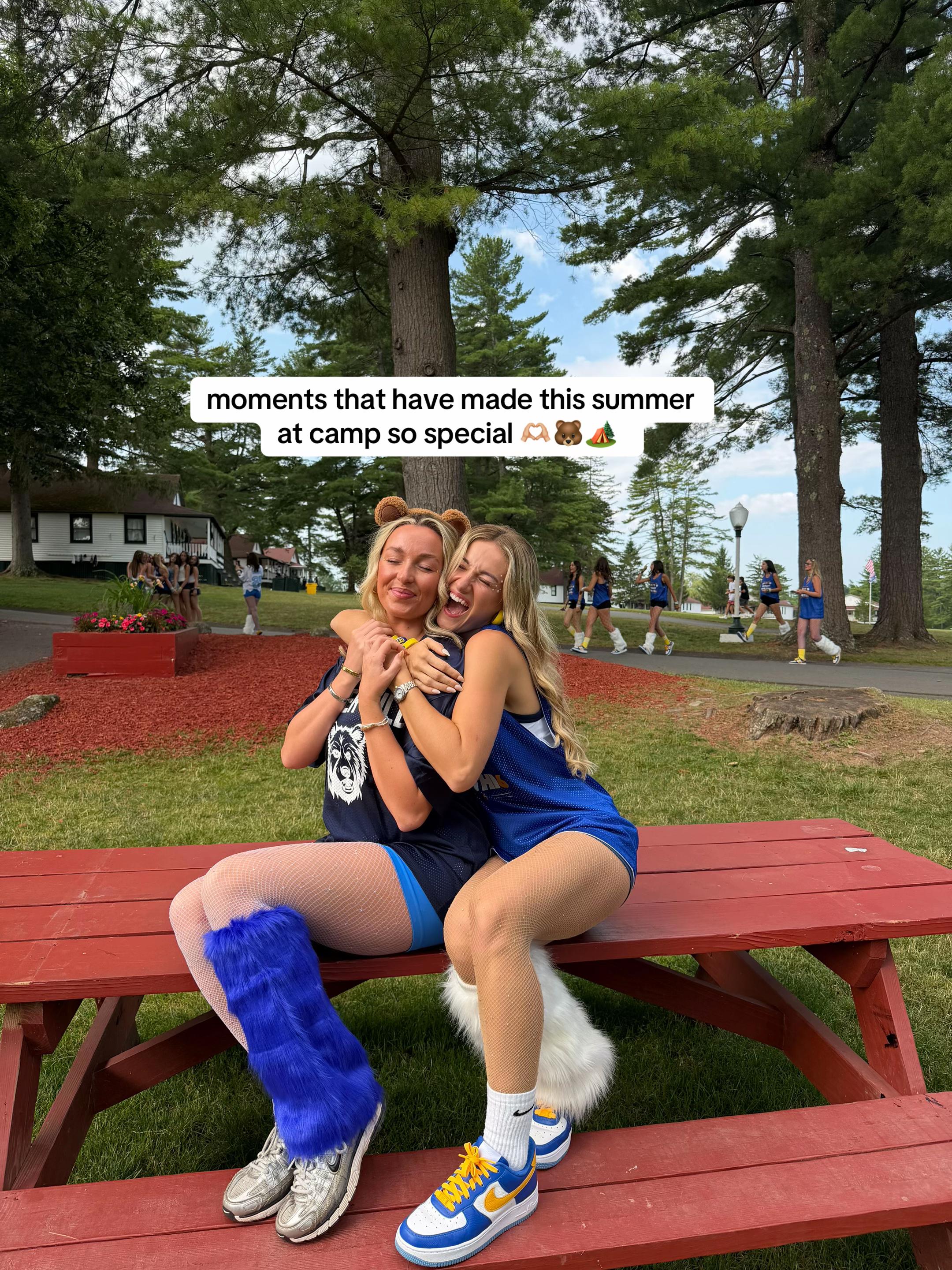 @Victoria 🦋