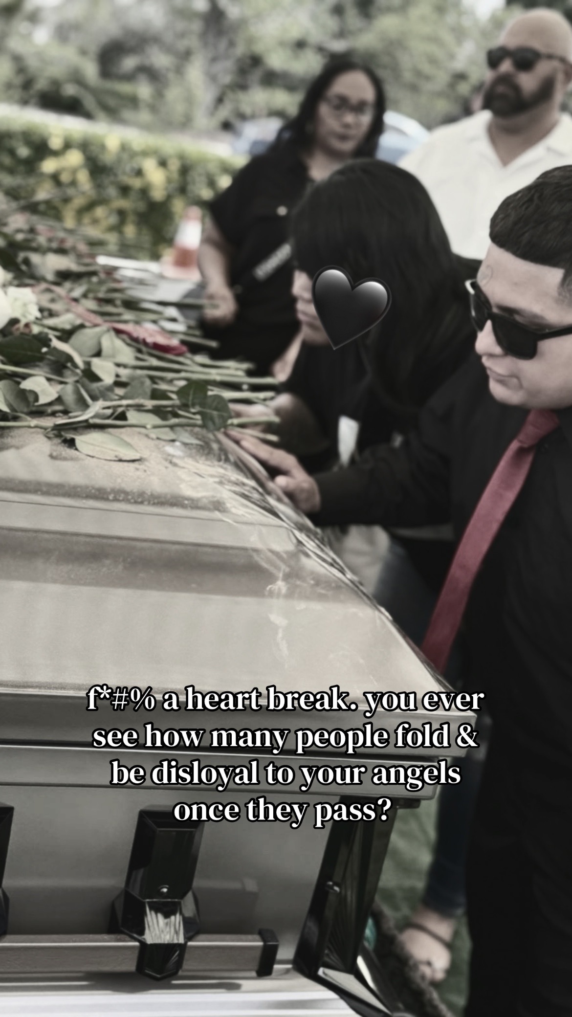@𝔪𝔯𝔰 𝔥𝔬𝔩𝔮𝔲𝔦𝔫♡