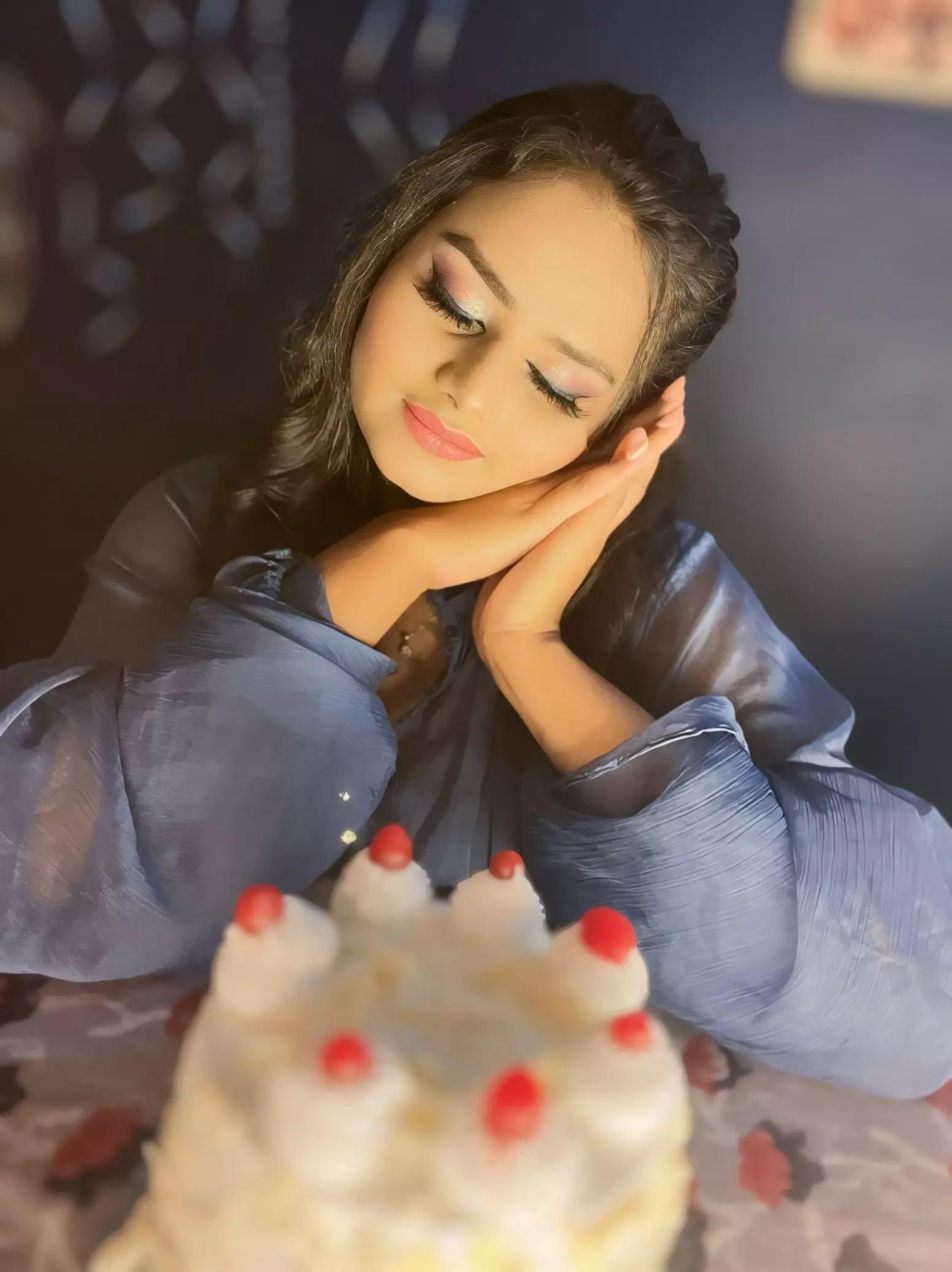 @इलियान्सी मुखिया CinDeRelLa🧚✨